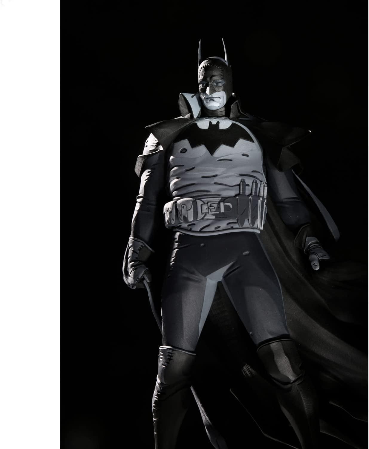 DC Direct 1:10 Gotham by Gaslight Batman Statue By Mike Mignola