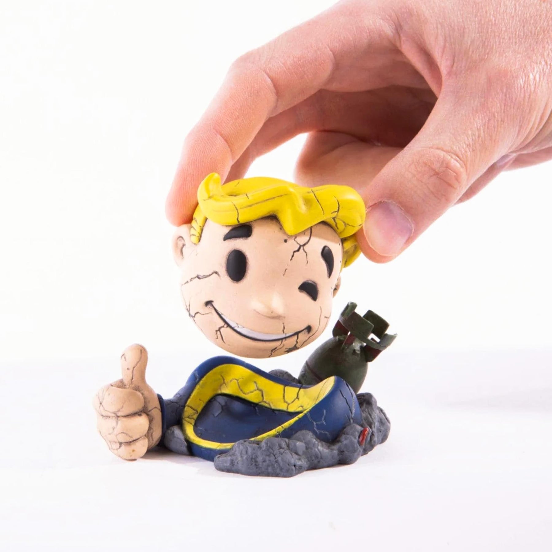 Mondo Mondoid: Fallout Series 1 Vault Boy Vinyl Figure