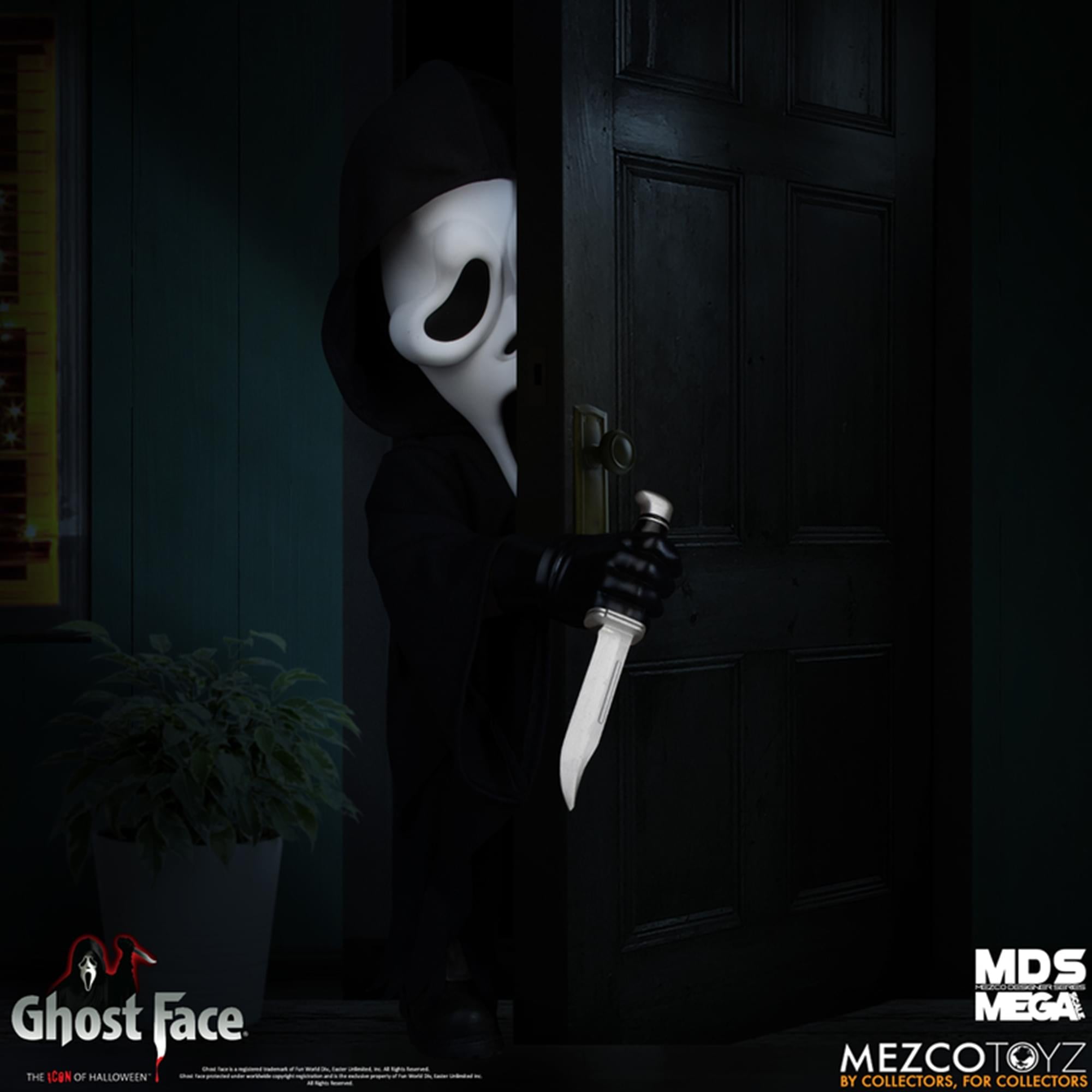 Scream 15 Inch MDS Mega Scale Ghost Face Figure