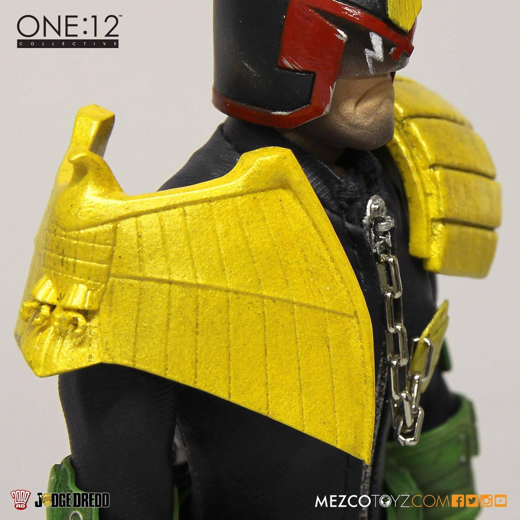 One:12 Collective Judge Dredd Mezco Action Figure