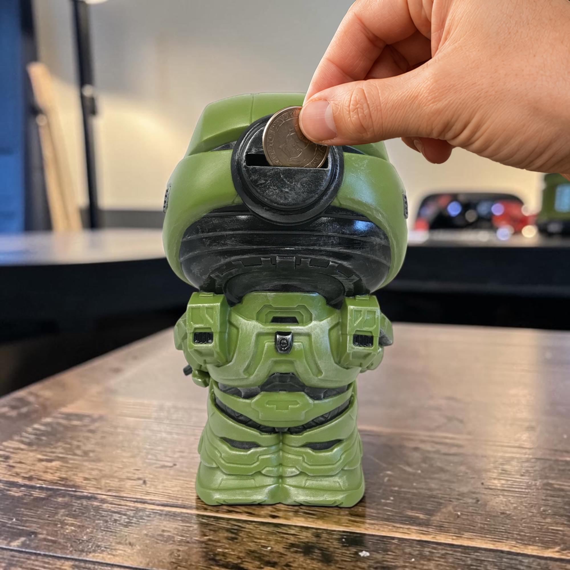 Halo Master Chief 8-Inch PVC Figural Bank