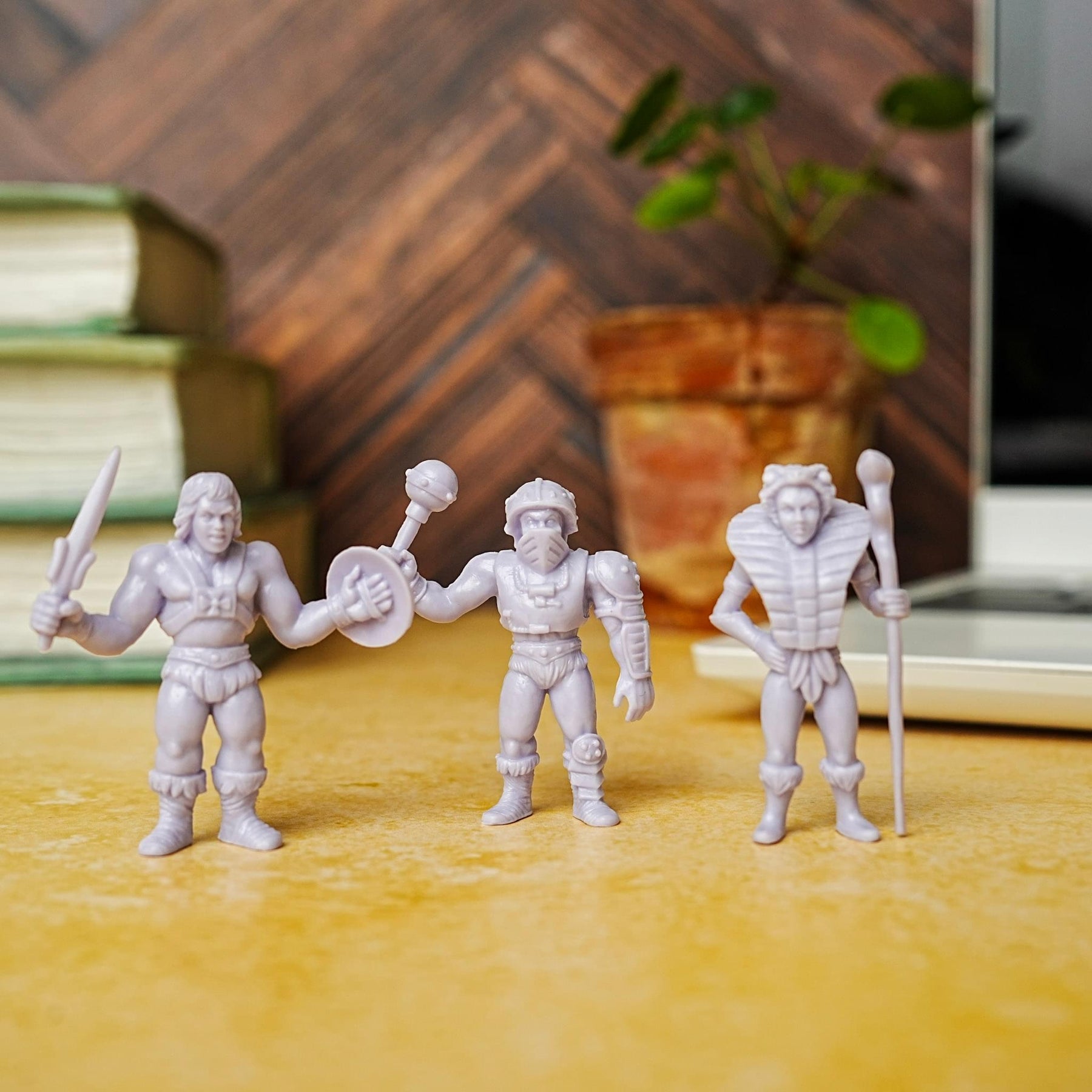 Masters of the Universe M.U.S.C.L.E. 3-Pack: He-Man,Teela, Man-At-Arms