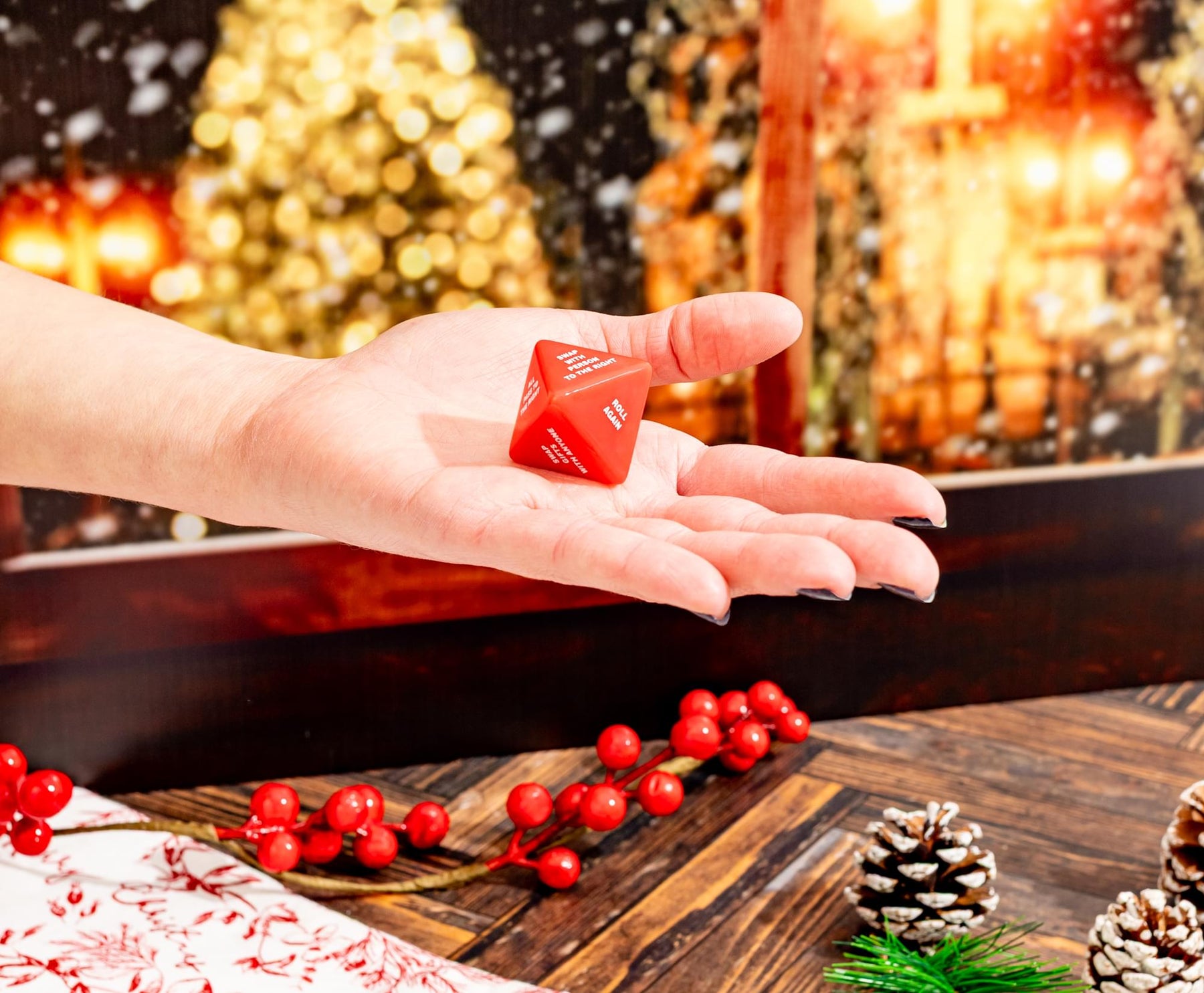 Santa Swap 8-Sided Mini Dice Rolling Game