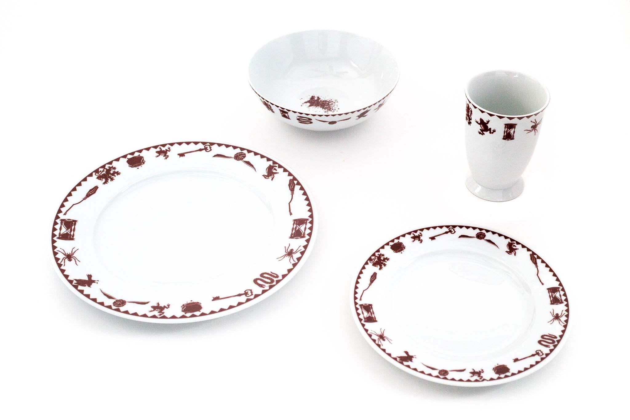 Harry Potter Creatures & Icons Dinnerware Sets | 4-Piece Ceramic Dinner Set