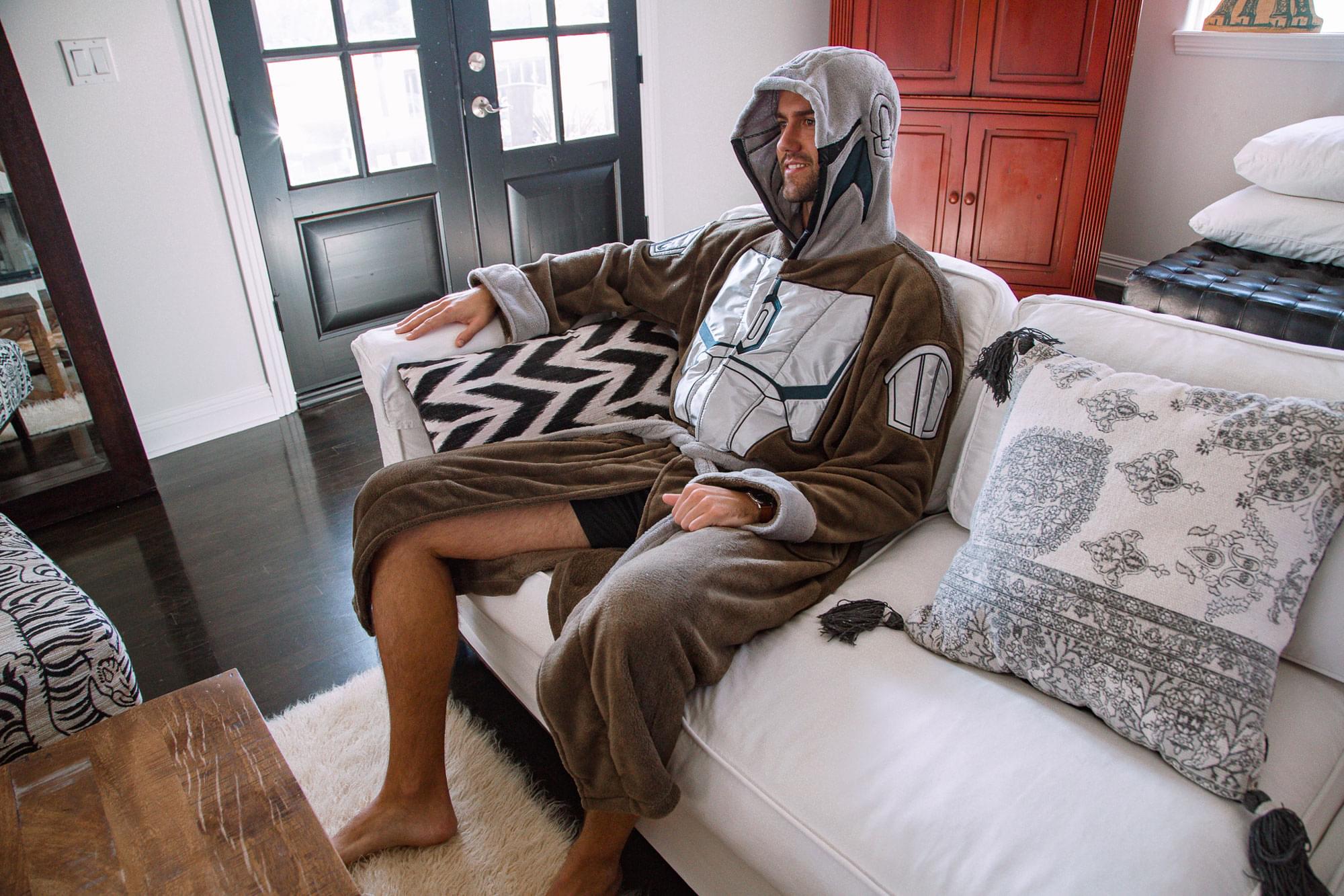 Star Wars: The Mandalorian Bounty Hunter Bathrobe for Adults
