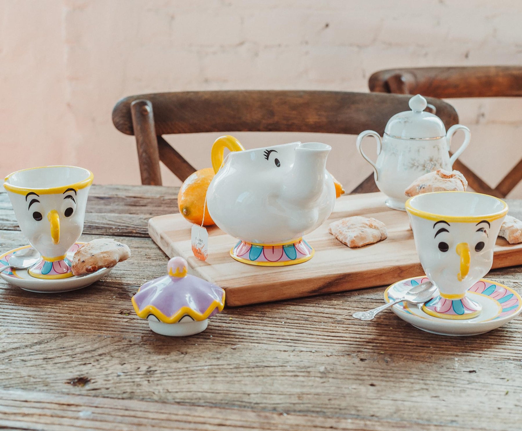 Disney Beauty and the Beast Mrs. Potts Teapot Set With 2 Chip Cups and Saucers