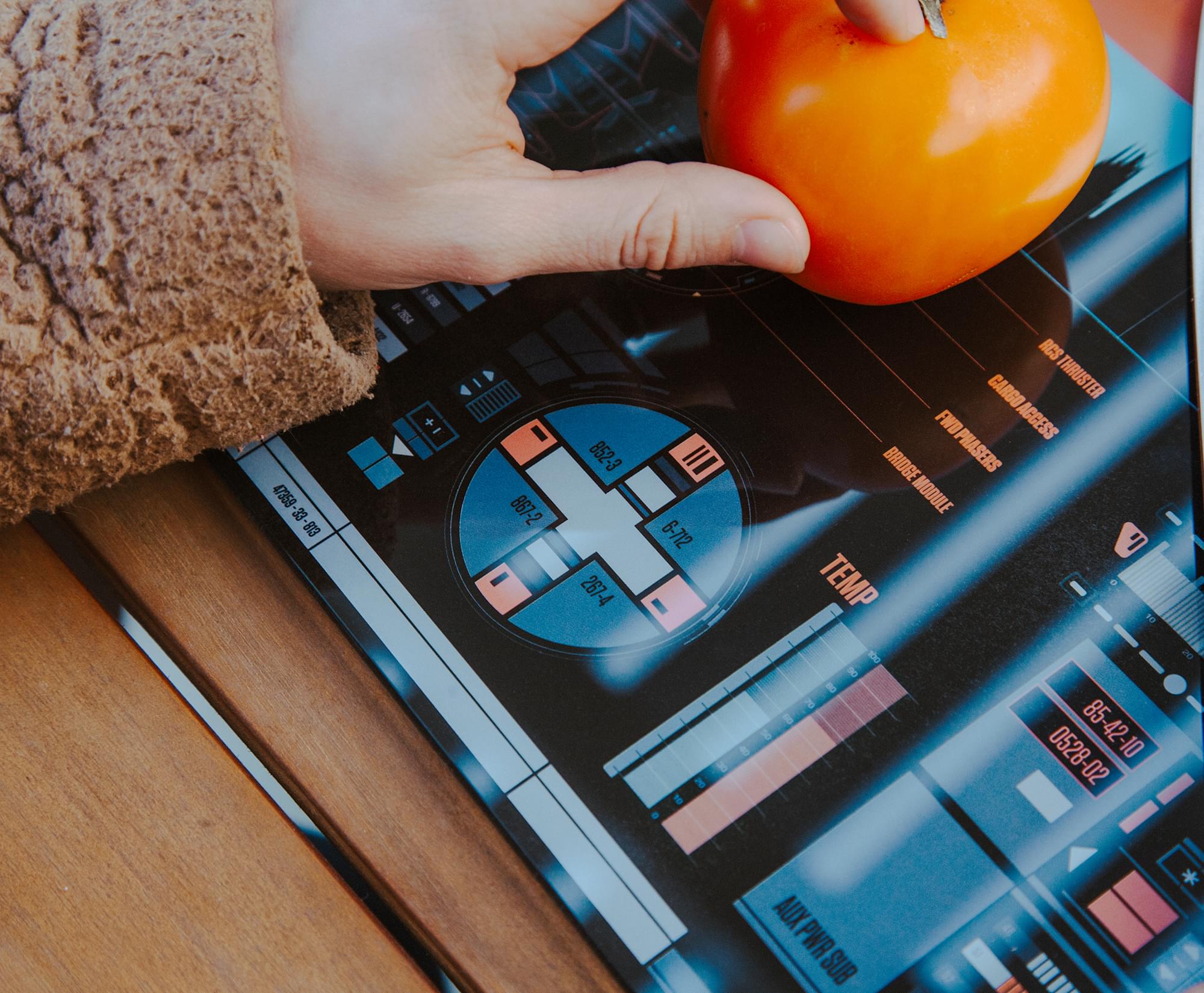 Star Trek: Picard LCARS Glass Cutting Board