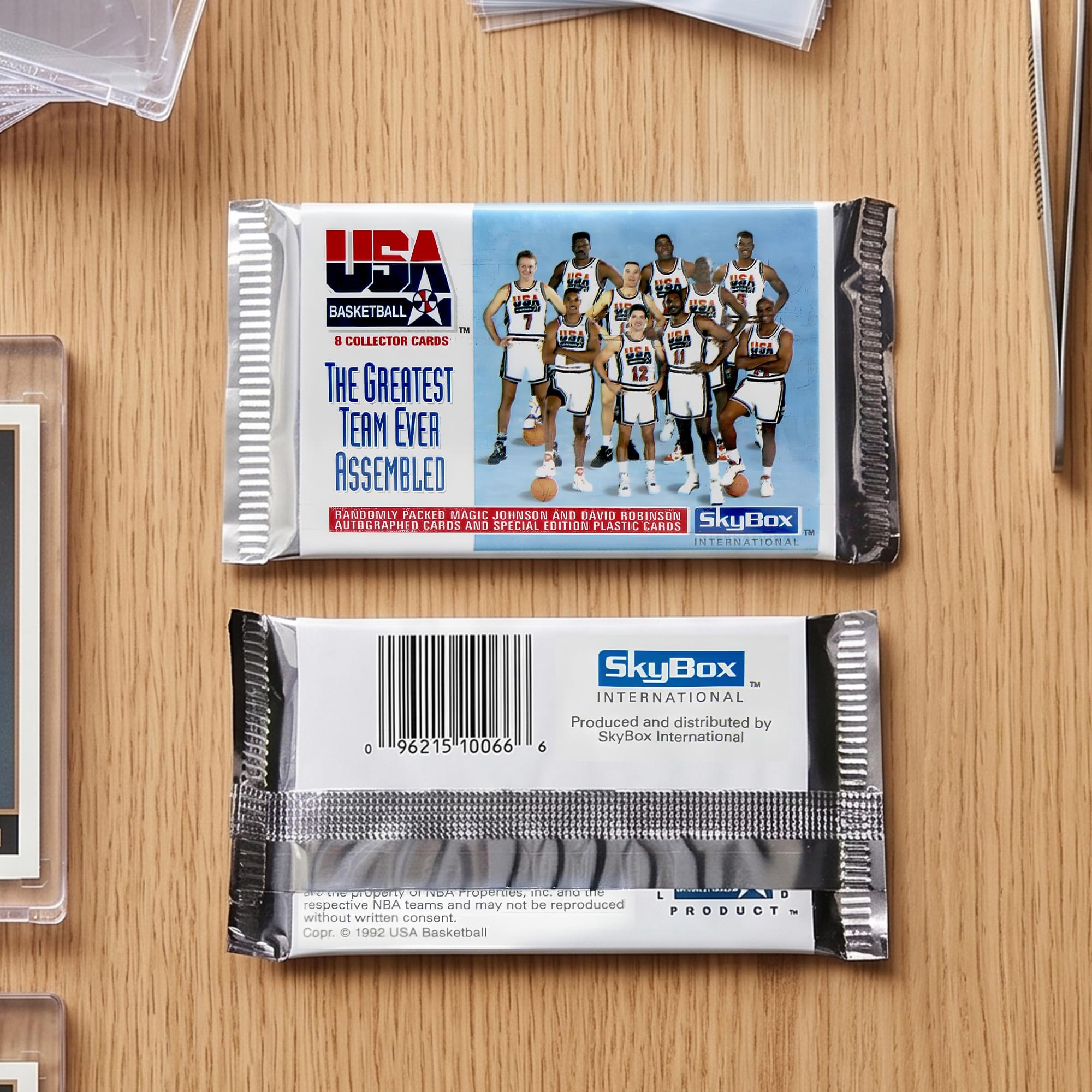 1992 Skybox USA Basketball 8 Collector Card Pack