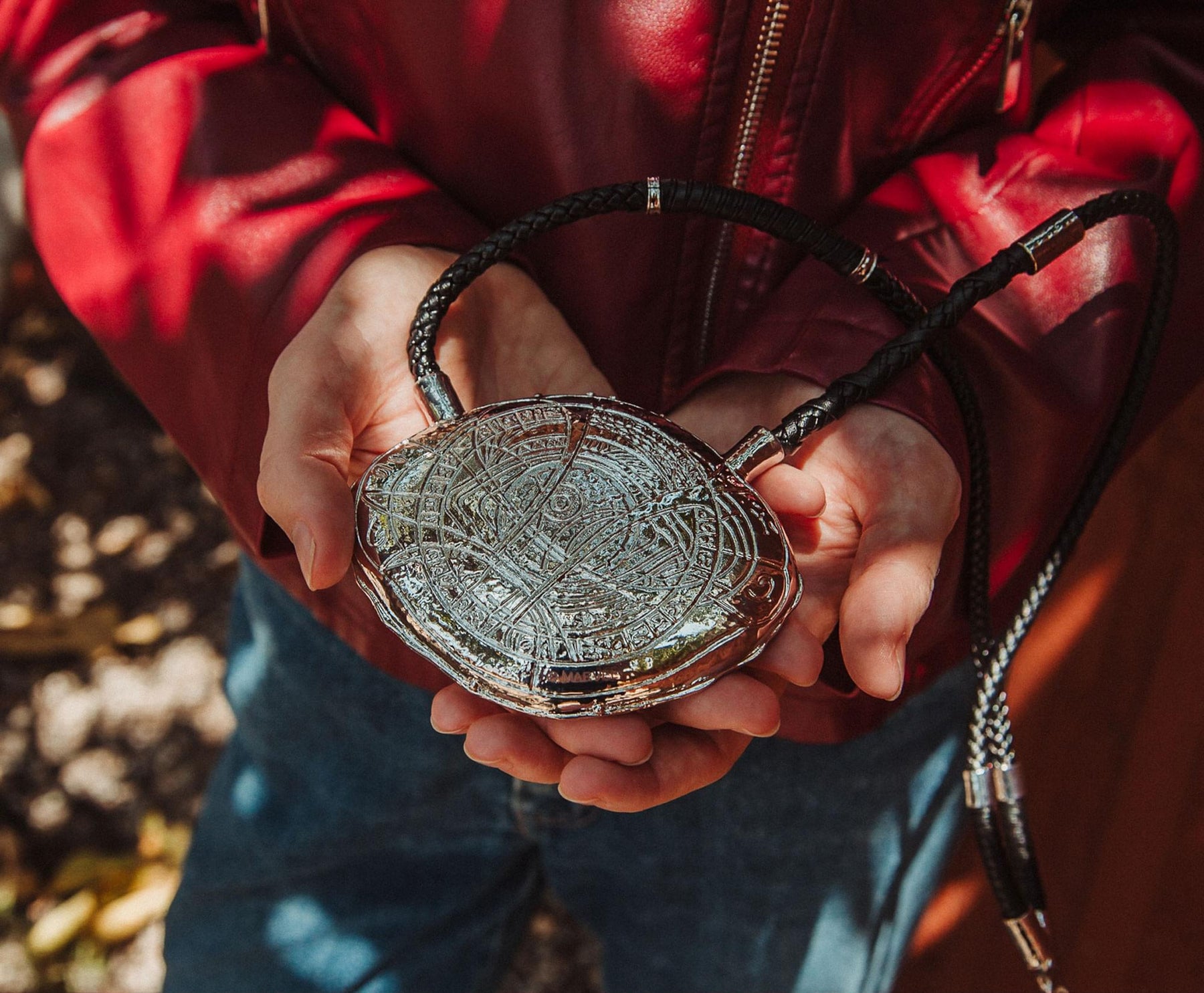 Marvel Doctor Strange in the Multiverse of Madness Silver-Plated Eye of Agamotto Prop Replica | SDCC 2022 Exclusive
