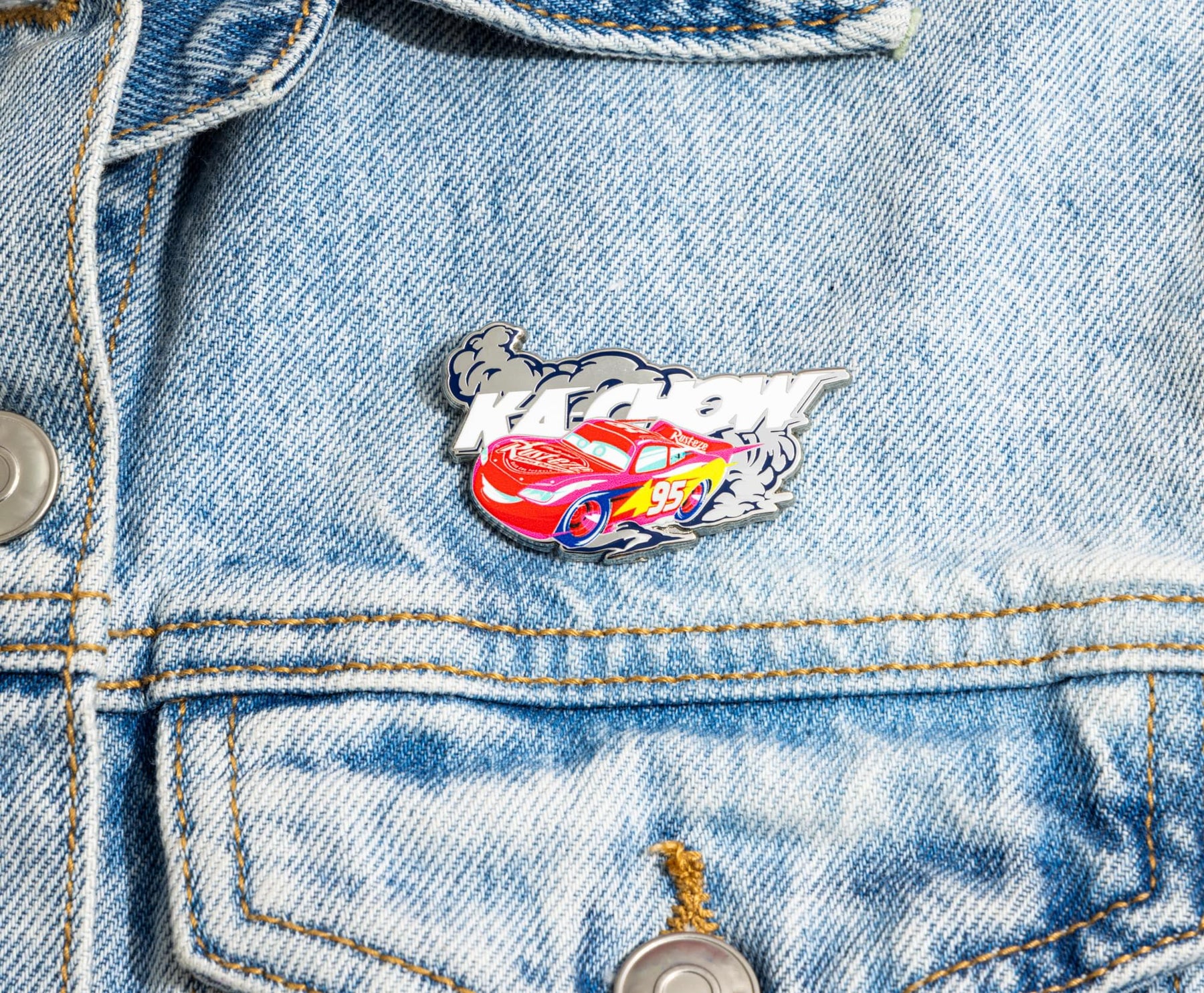 Disney Pixar Cars Lightning McQueen "Kachow" 20th Anniversary Enamel Pin