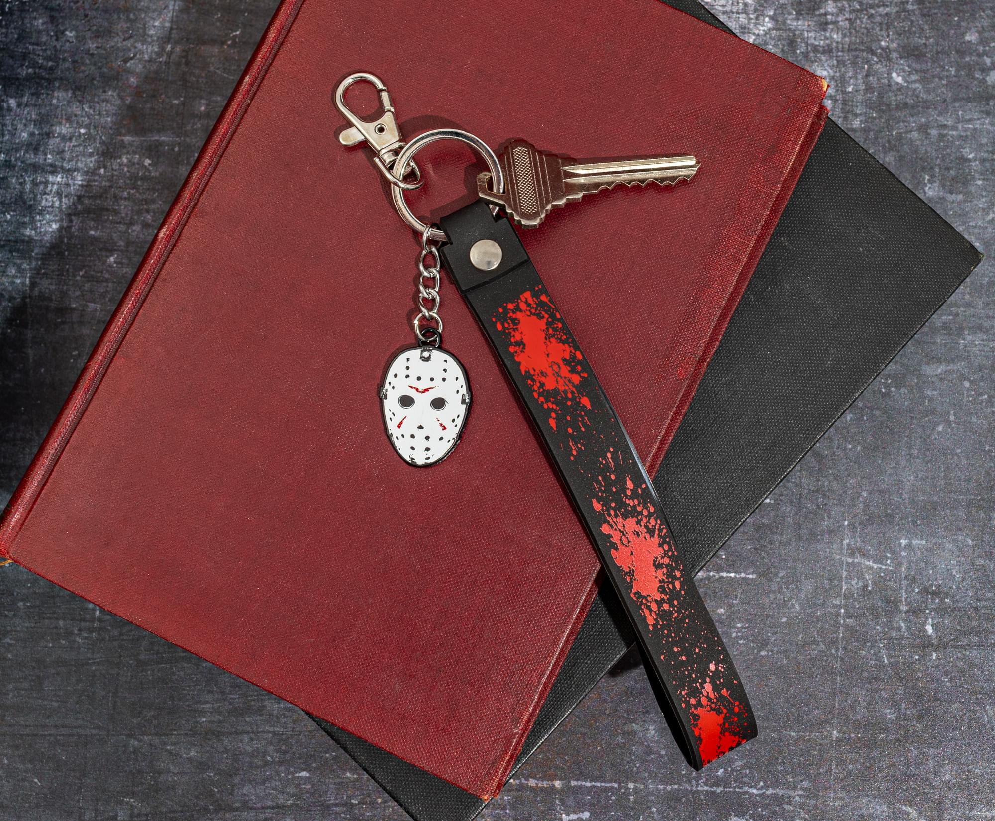 Friday The 13th Jason Voorhees Mask Enamel Keychain With Lanyard Strap