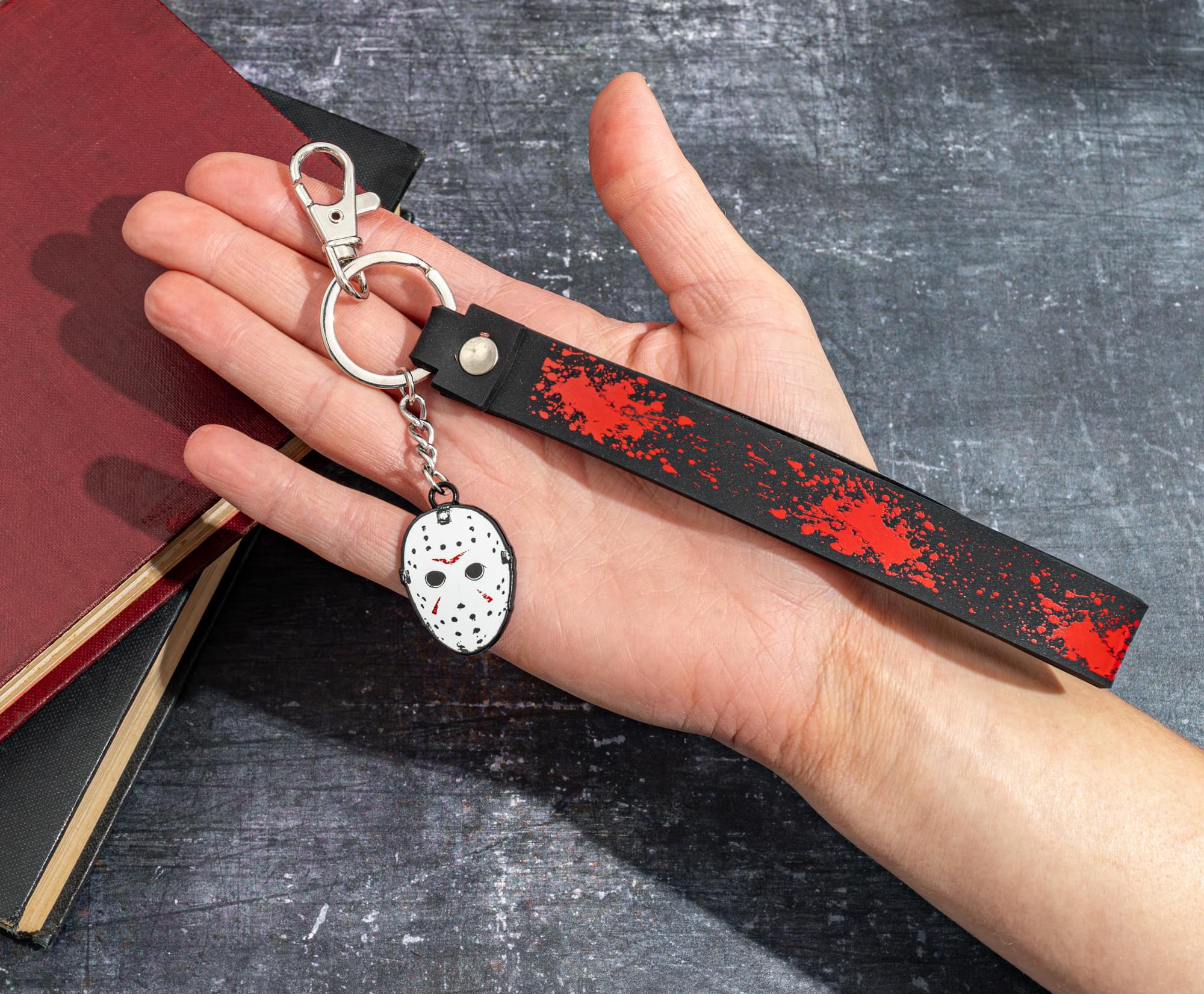 Friday The 13th Jason Voorhees Mask Enamel Keychain With Lanyard Strap