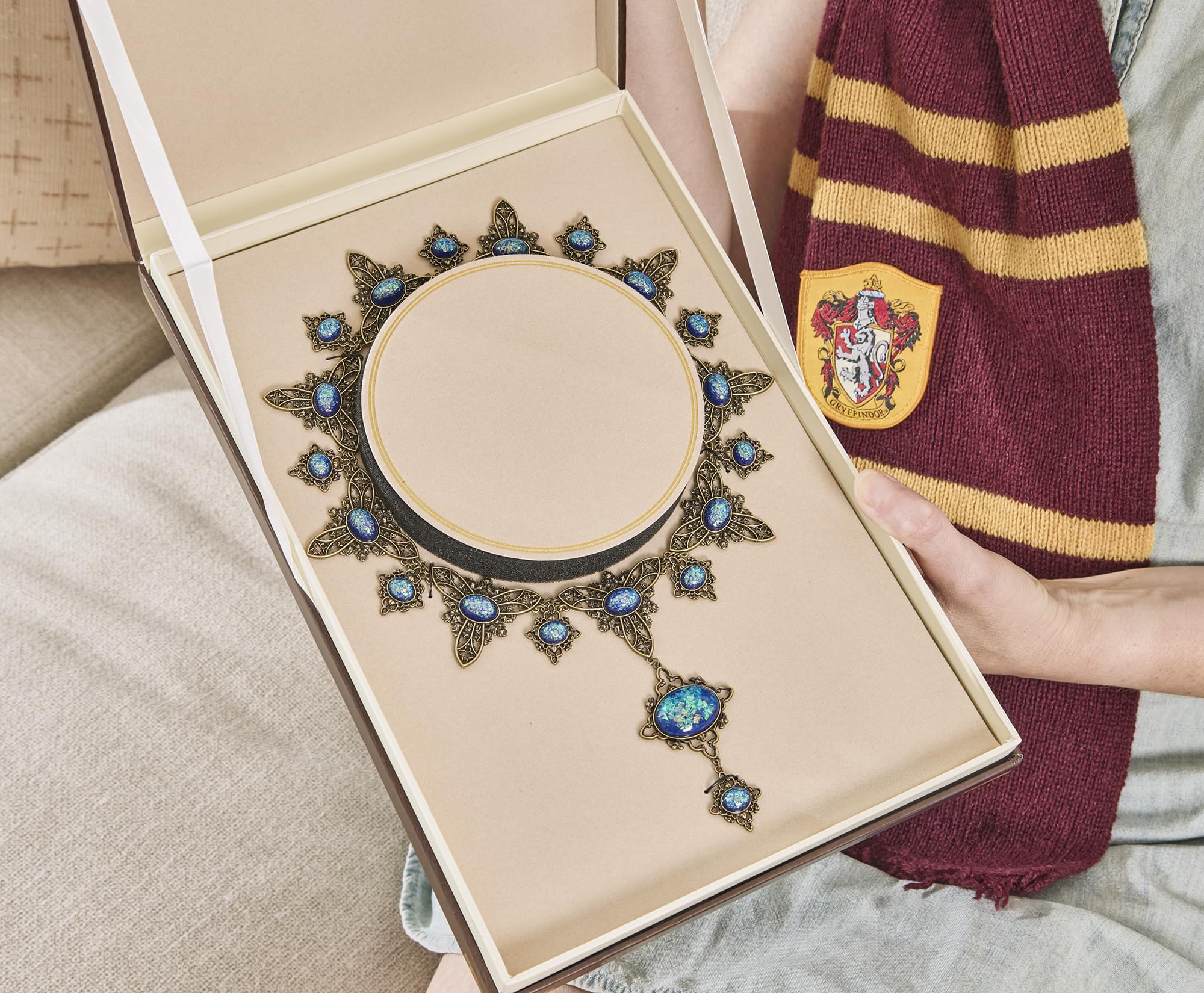 Harry Potter Cursed Opal 16-Inch Necklace Replica