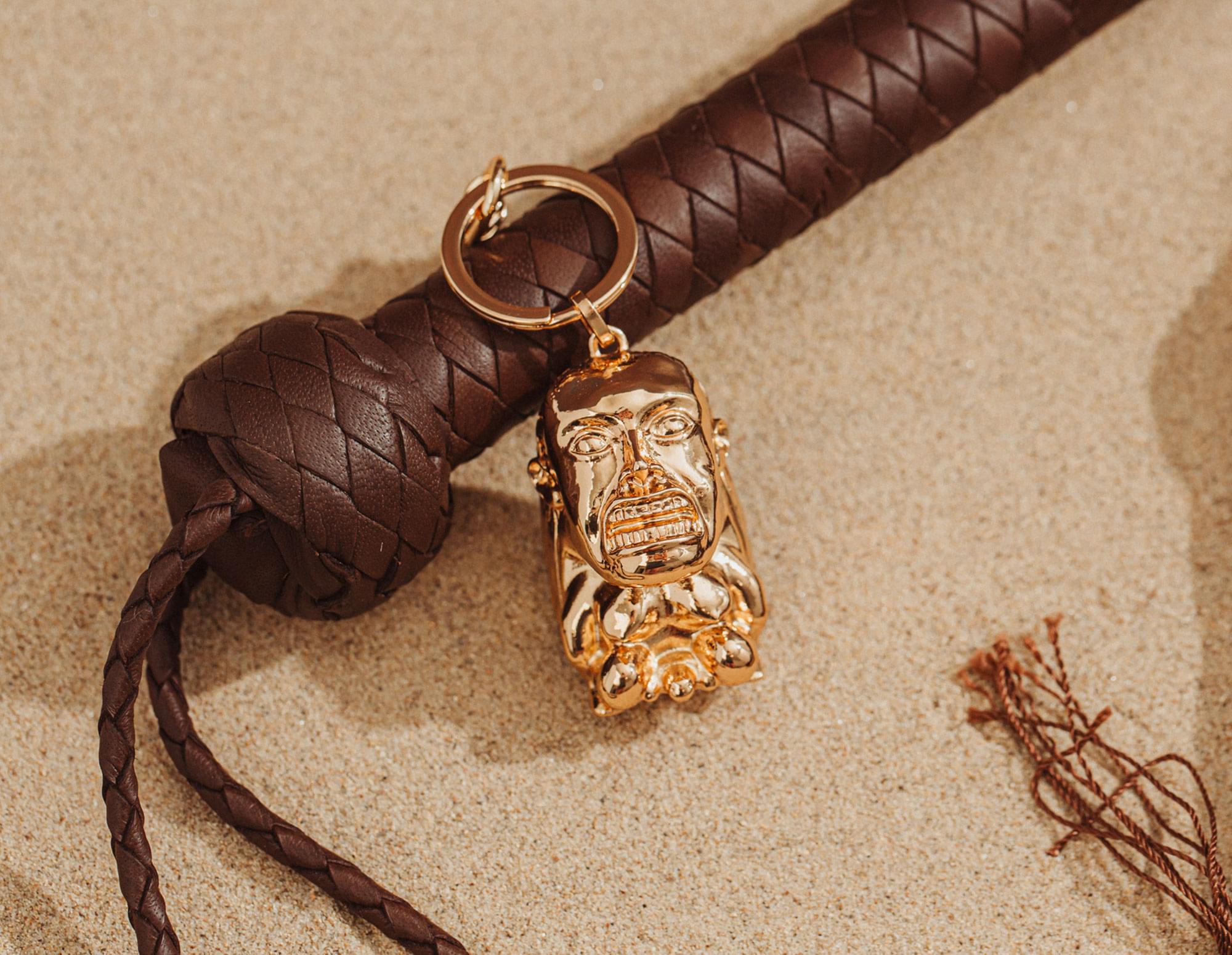 Indiana Jones and The Raiders Of The Lost Ark Golden Idol 3D Metal Keychain