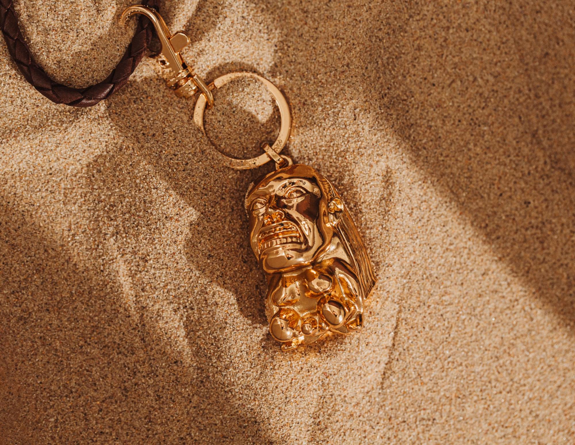 Indiana Jones and The Raiders Of The Lost Ark Golden Idol 3D Metal Keychain