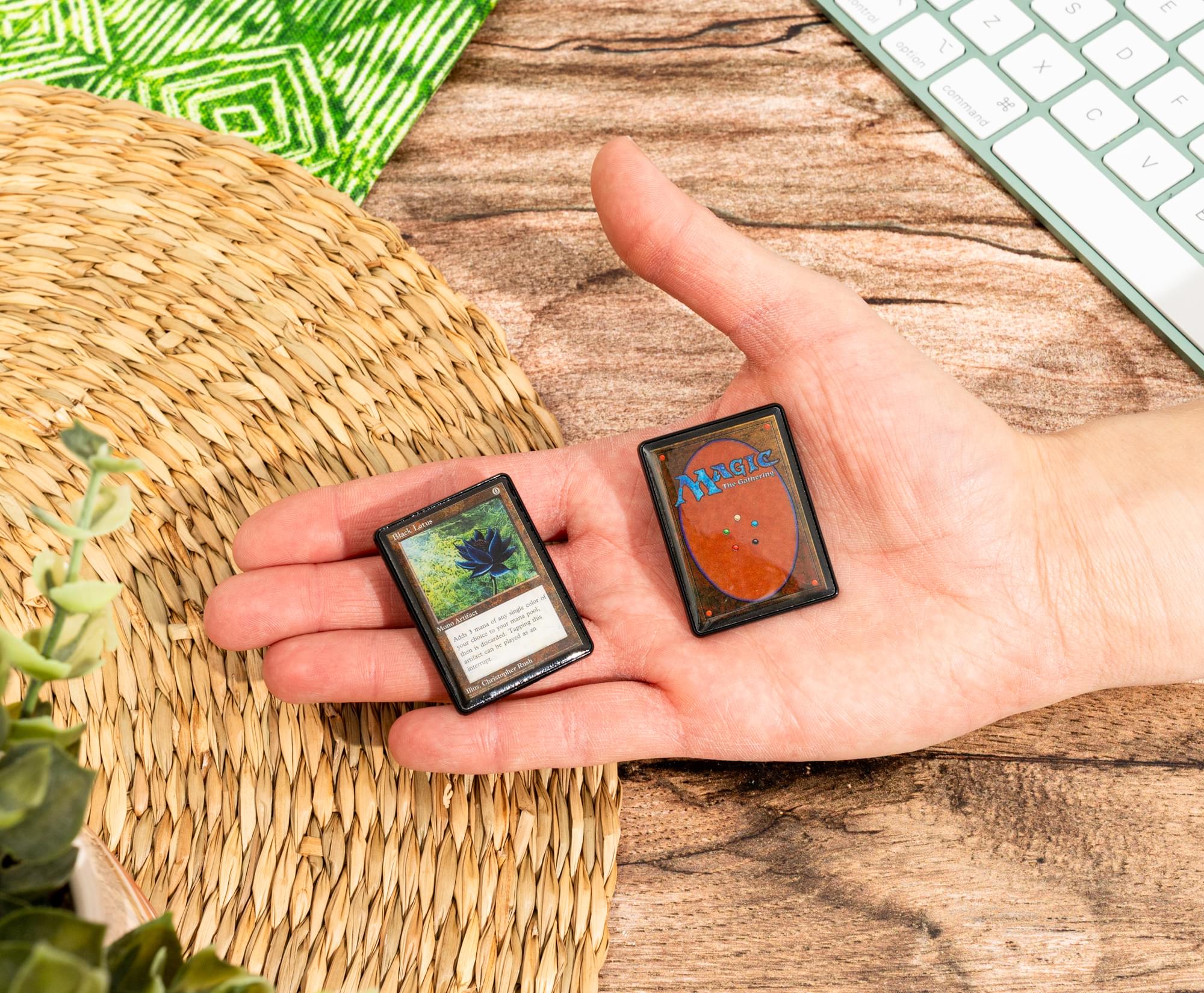 Magic: The Gathering Black Lotus Card 2-Piece Enamel Pin Set