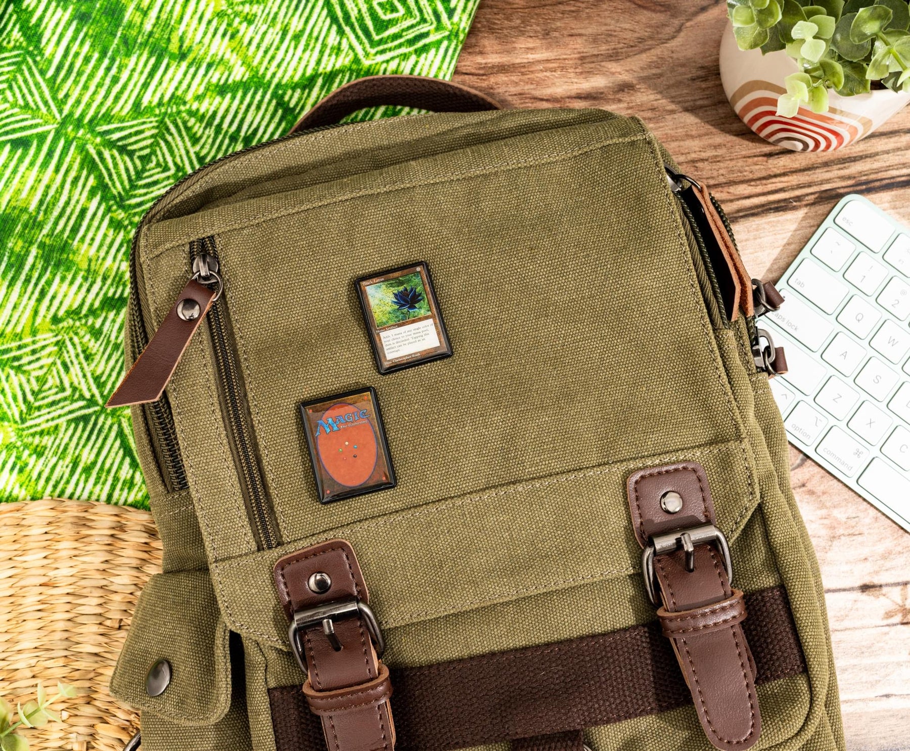 Magic: The Gathering Black Lotus Card 2-Piece Enamel Pin Set