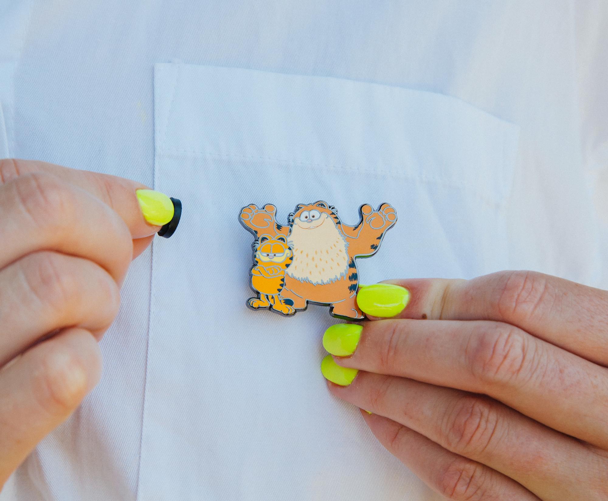 The Garfield Movie Garfield and Vic Enamel Pin | SDCC 2024 Exclusive