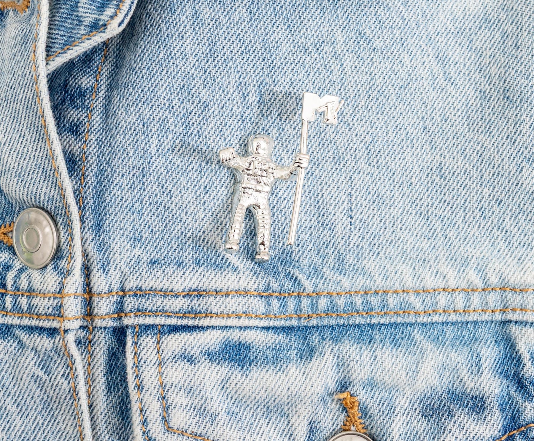 MTV Moon Man 3D Metal Collector's Pin