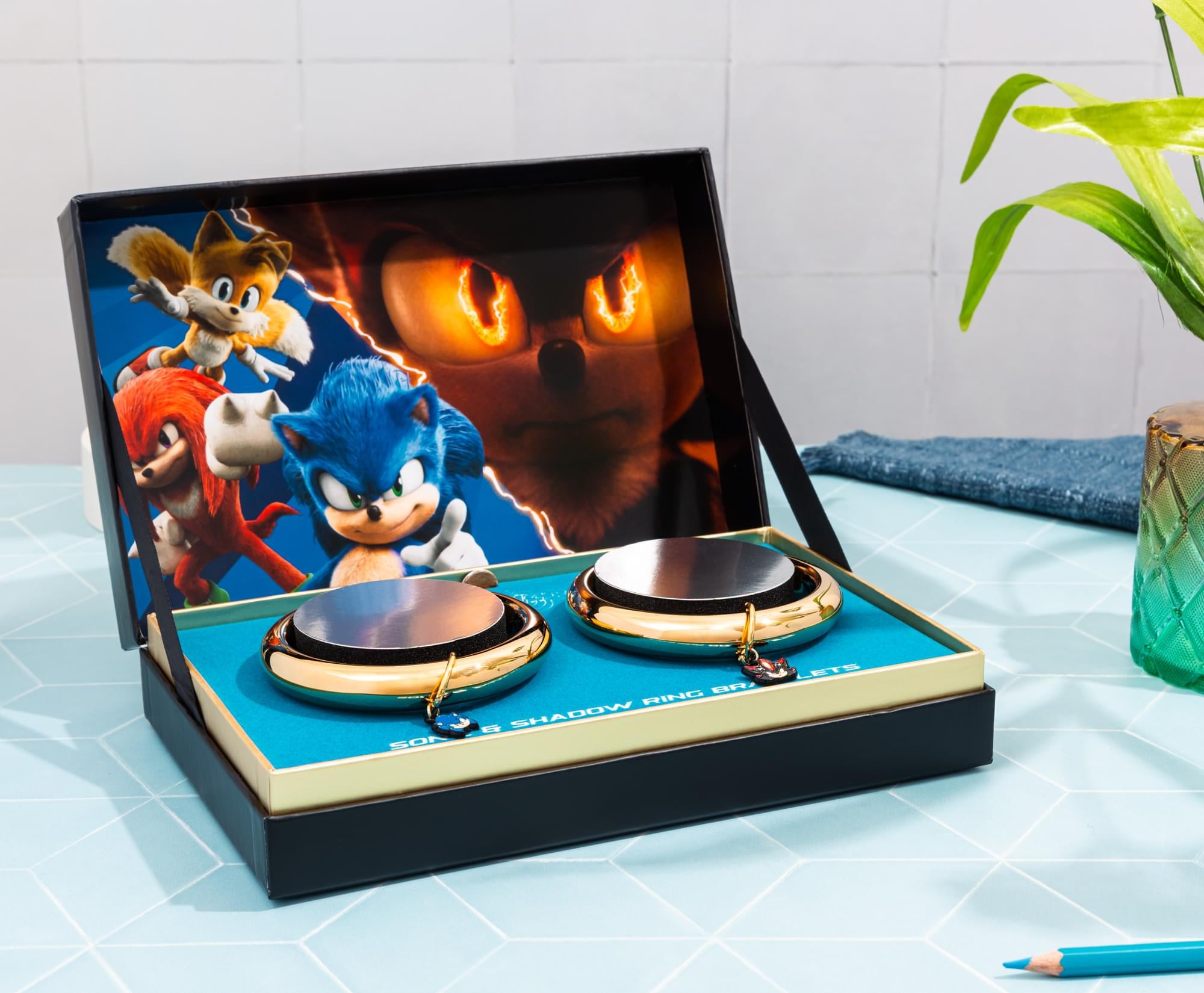 Sonic The Hedgehog Golden Ring 2-Piece Bracelet Replica Collector's Box Set