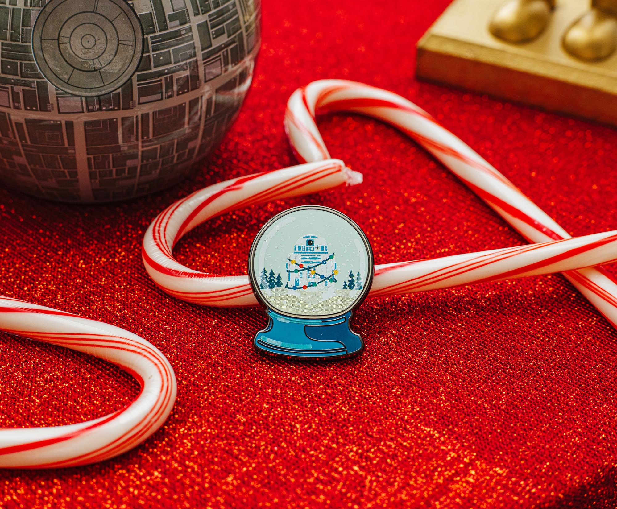 Star Wars R2-D2 Holiday Winter Snow Globe Enamel Pin