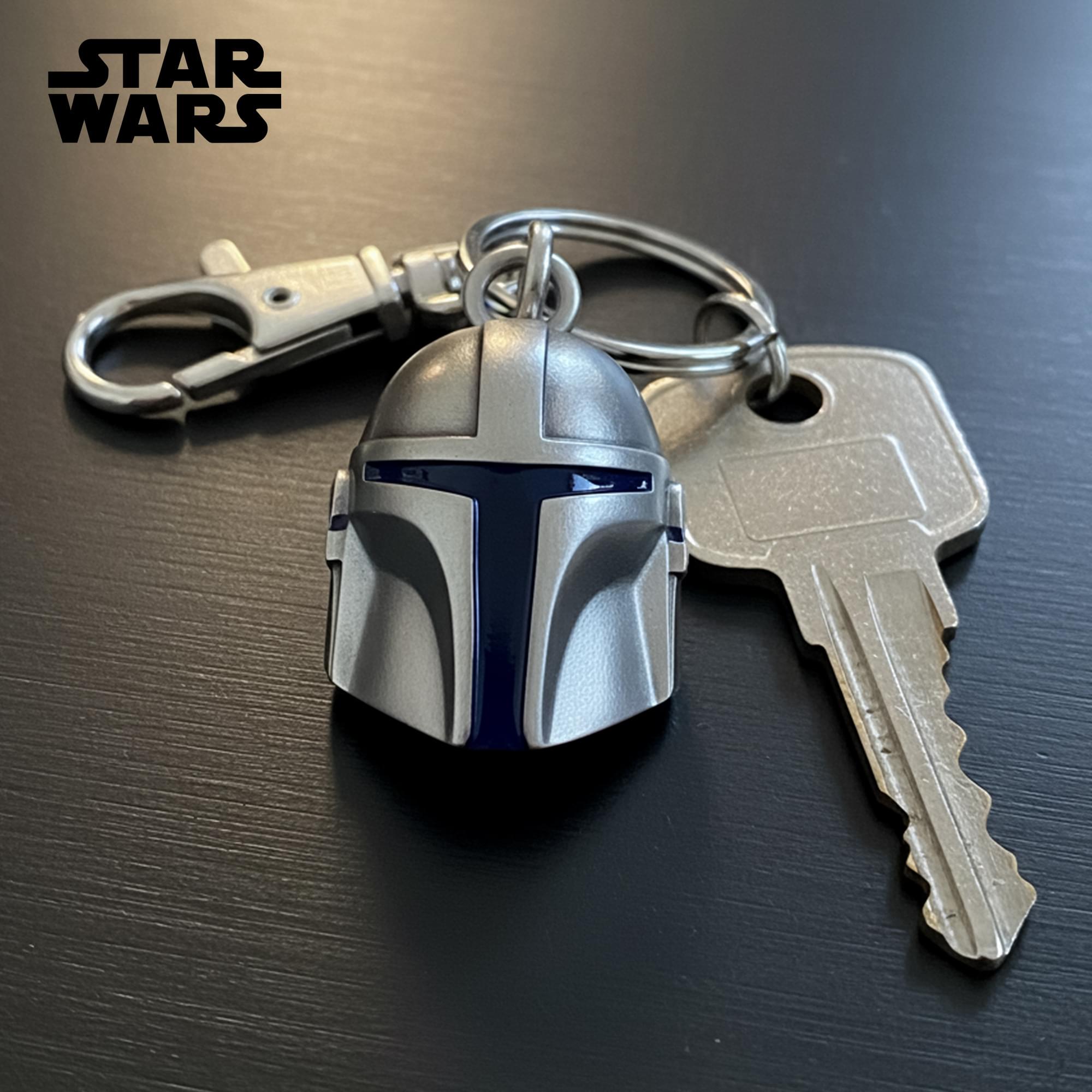 Star Wars: The Mandalorian Din Djarin Helmet Metal Keychain