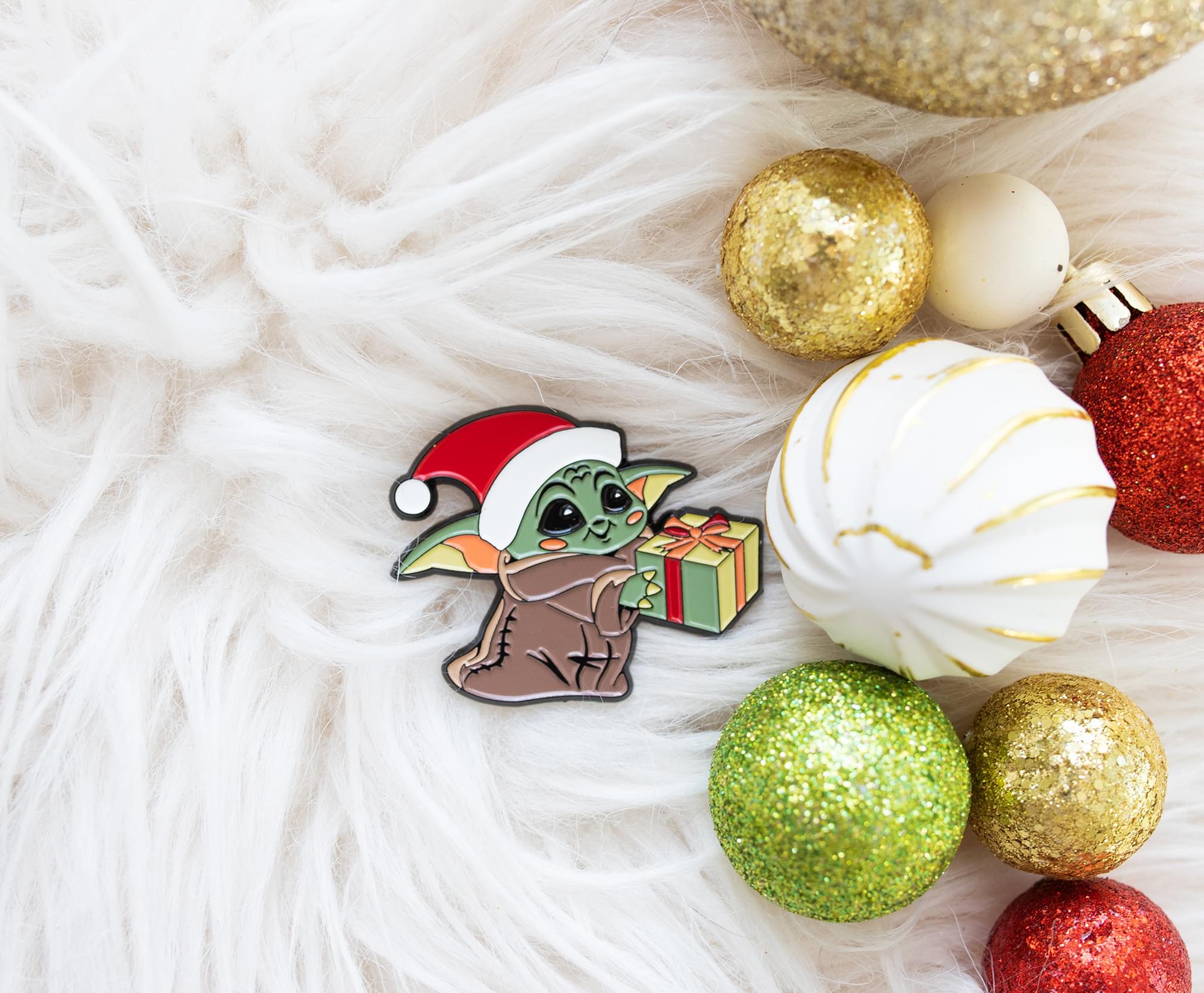 Star Wars: The Mandalorian Grogu Christmas Limited Edition Pin | Toynk Exclusive