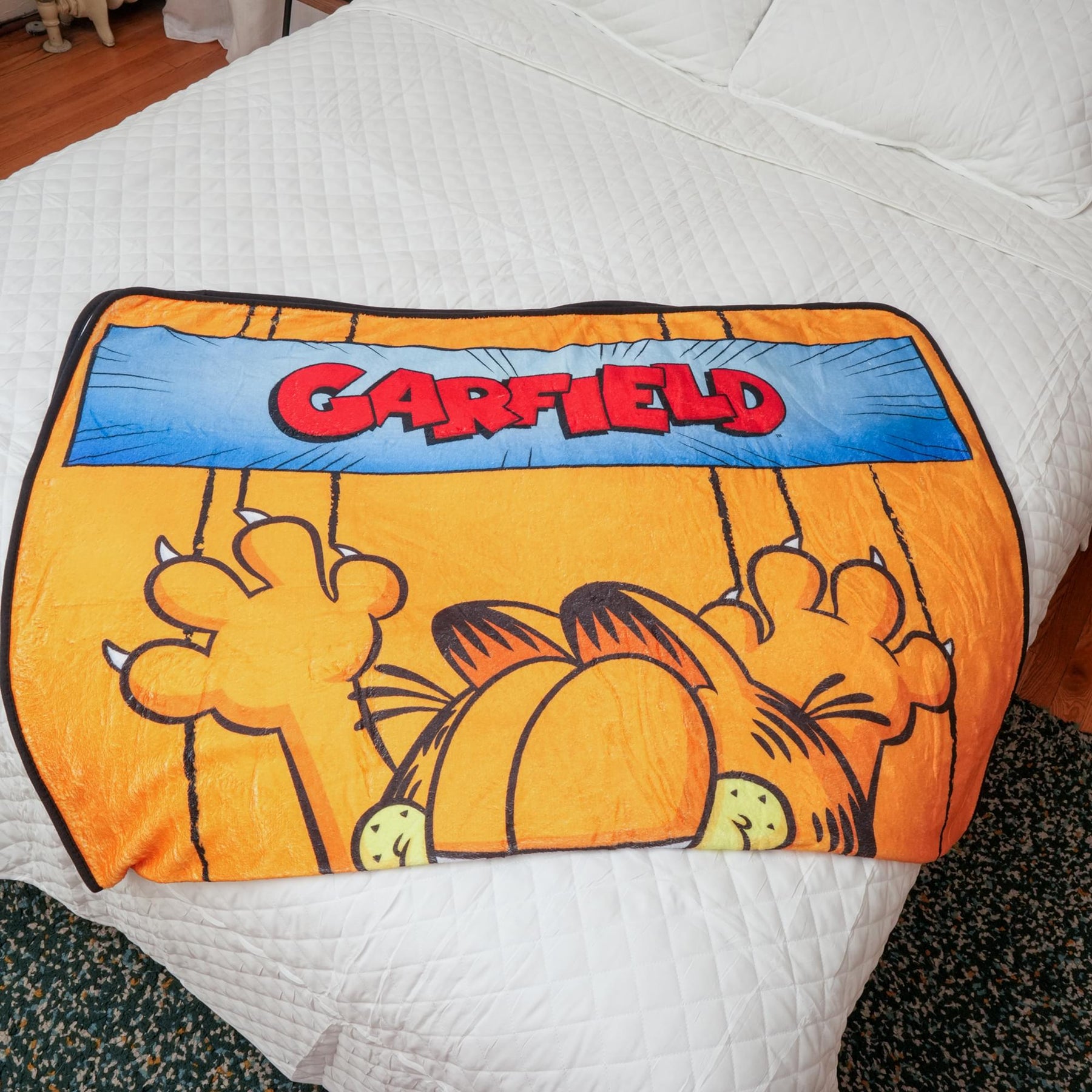 Garfield Clawing Fleece Throw Blanket | 45 x 60 Inches