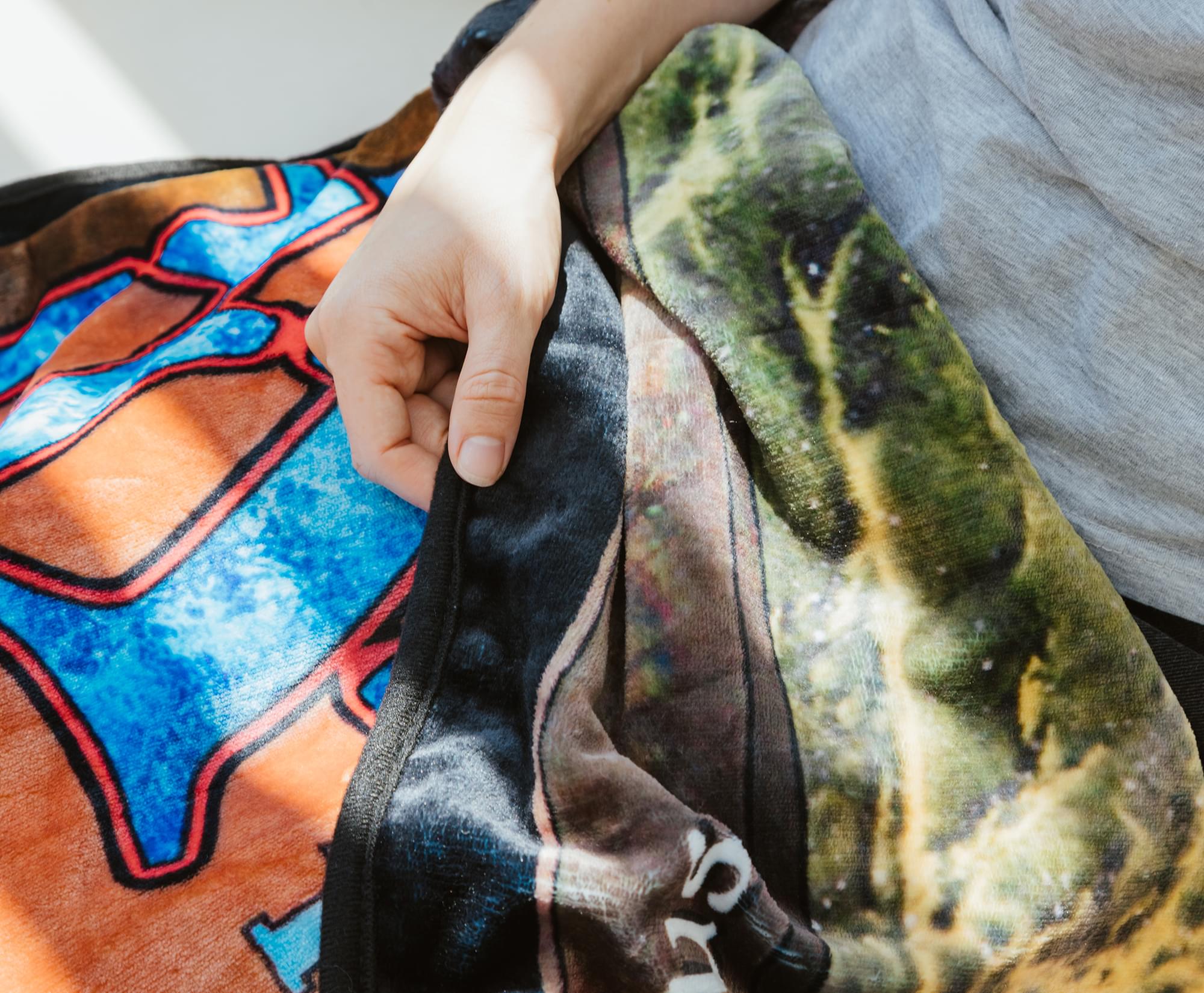 Magic: The Gathering Black Lotus Card Double-Sided Fleece Throw Blanket | 45 x 60 Inches