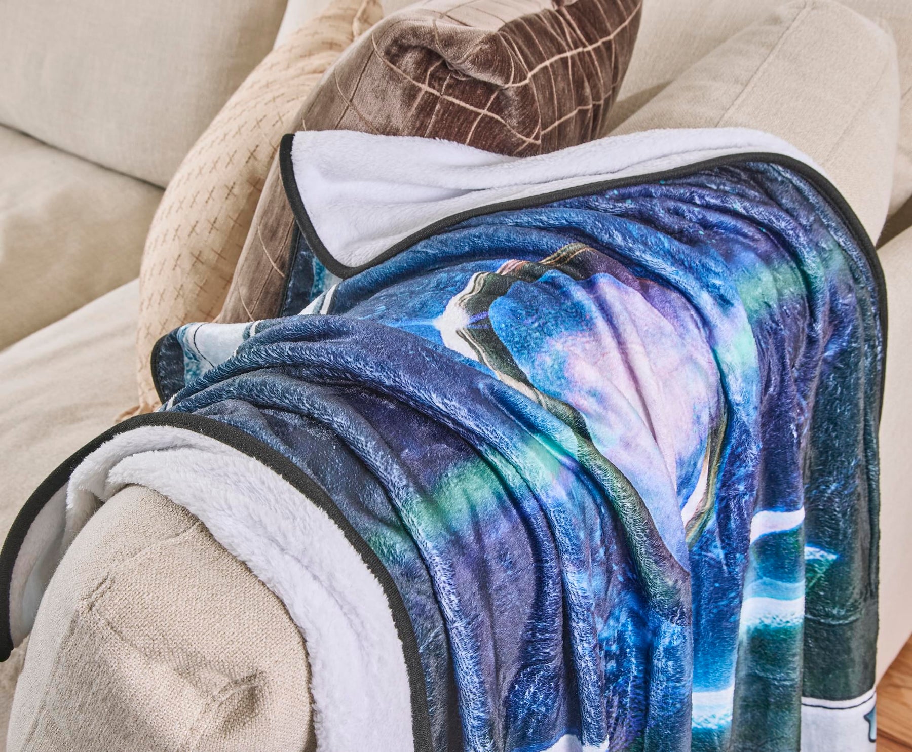 Magic: The Gathering Sol Ring Card Fleece Throw Blanket | 45 x 60 Inches