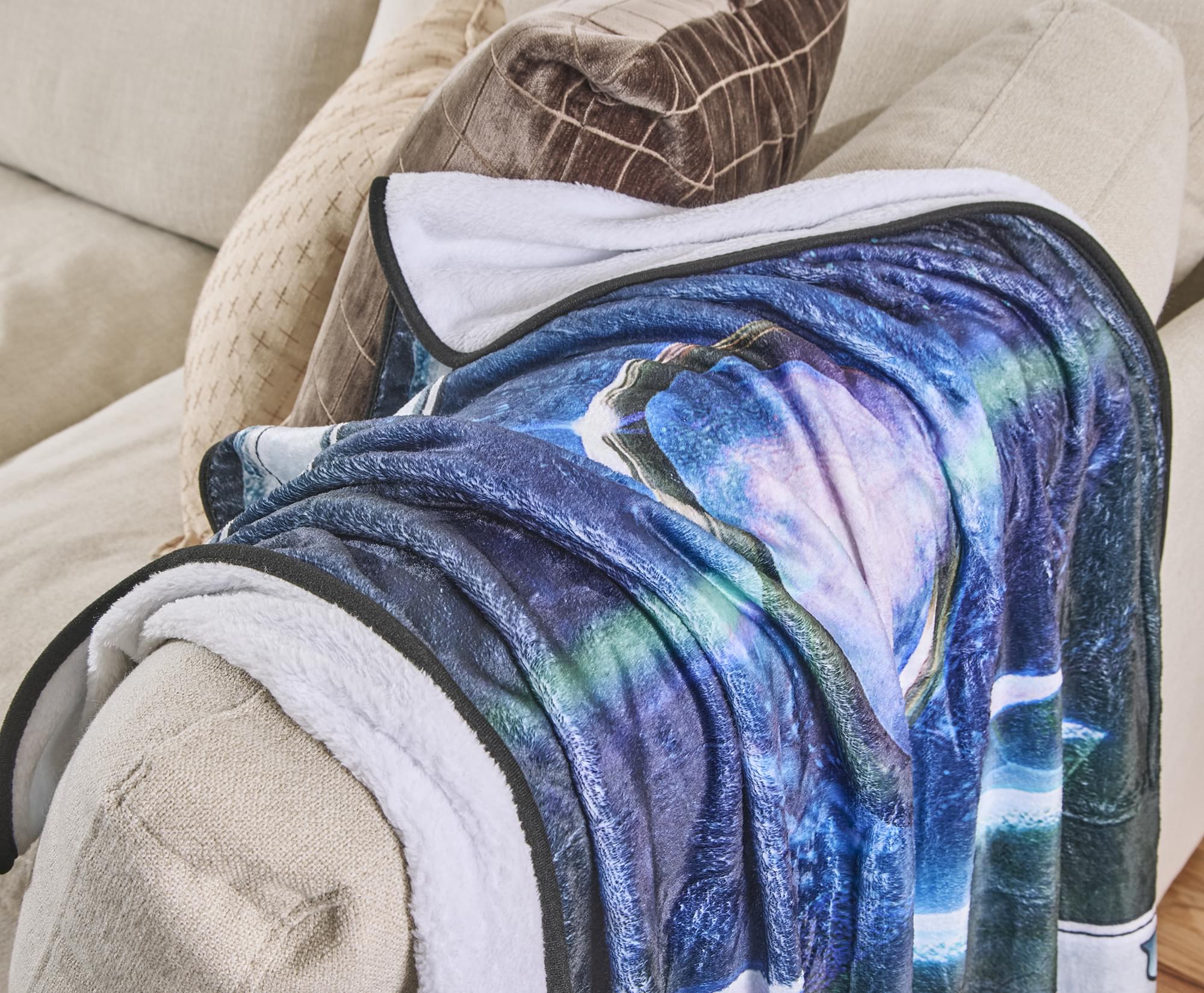 Magic: The Gathering Sol Ring Card Fleece Throw Blanket | 45 x 60 Inches