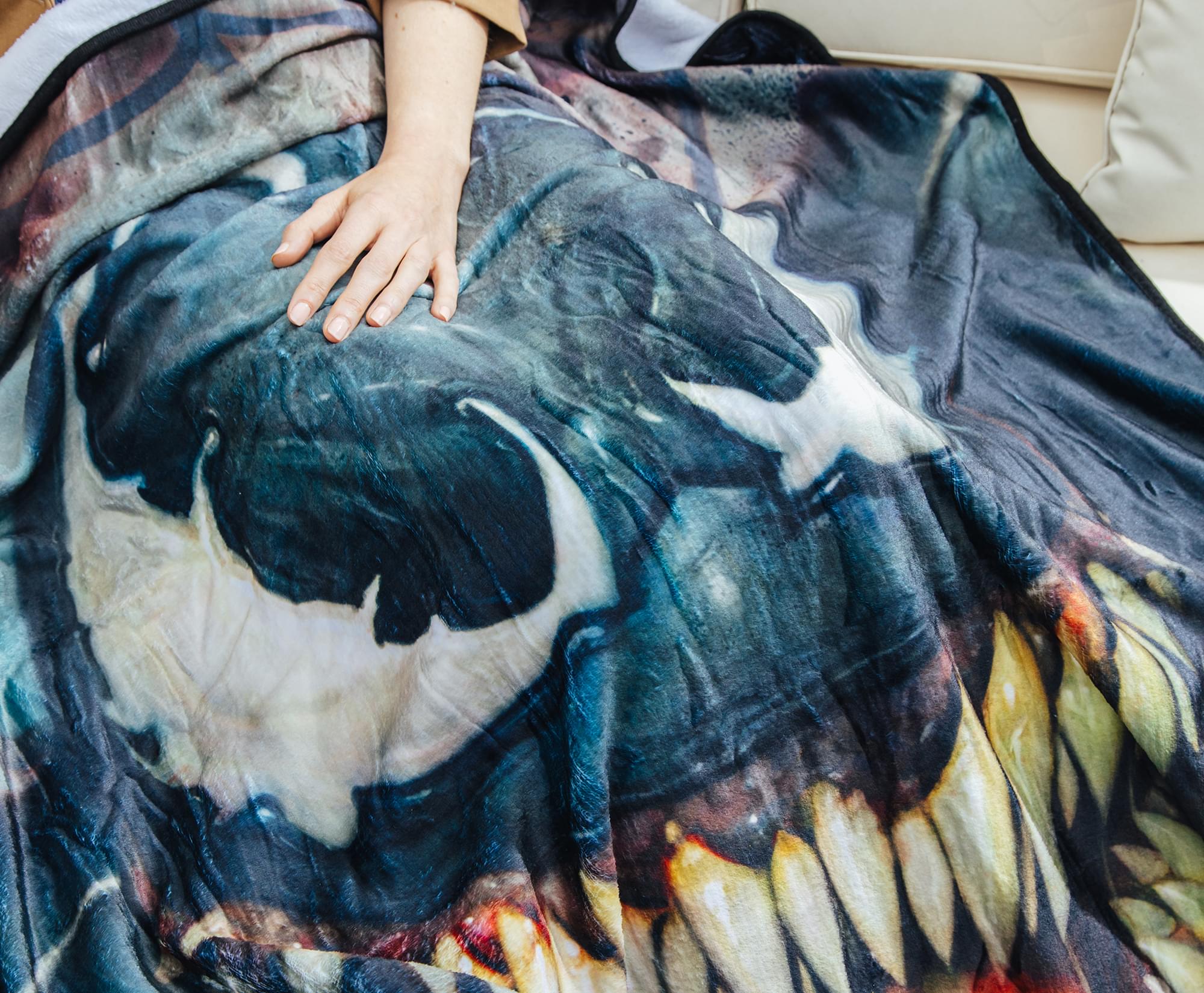 Marvel Venom Fleece Throw Blanket | 45 x 60 Inches