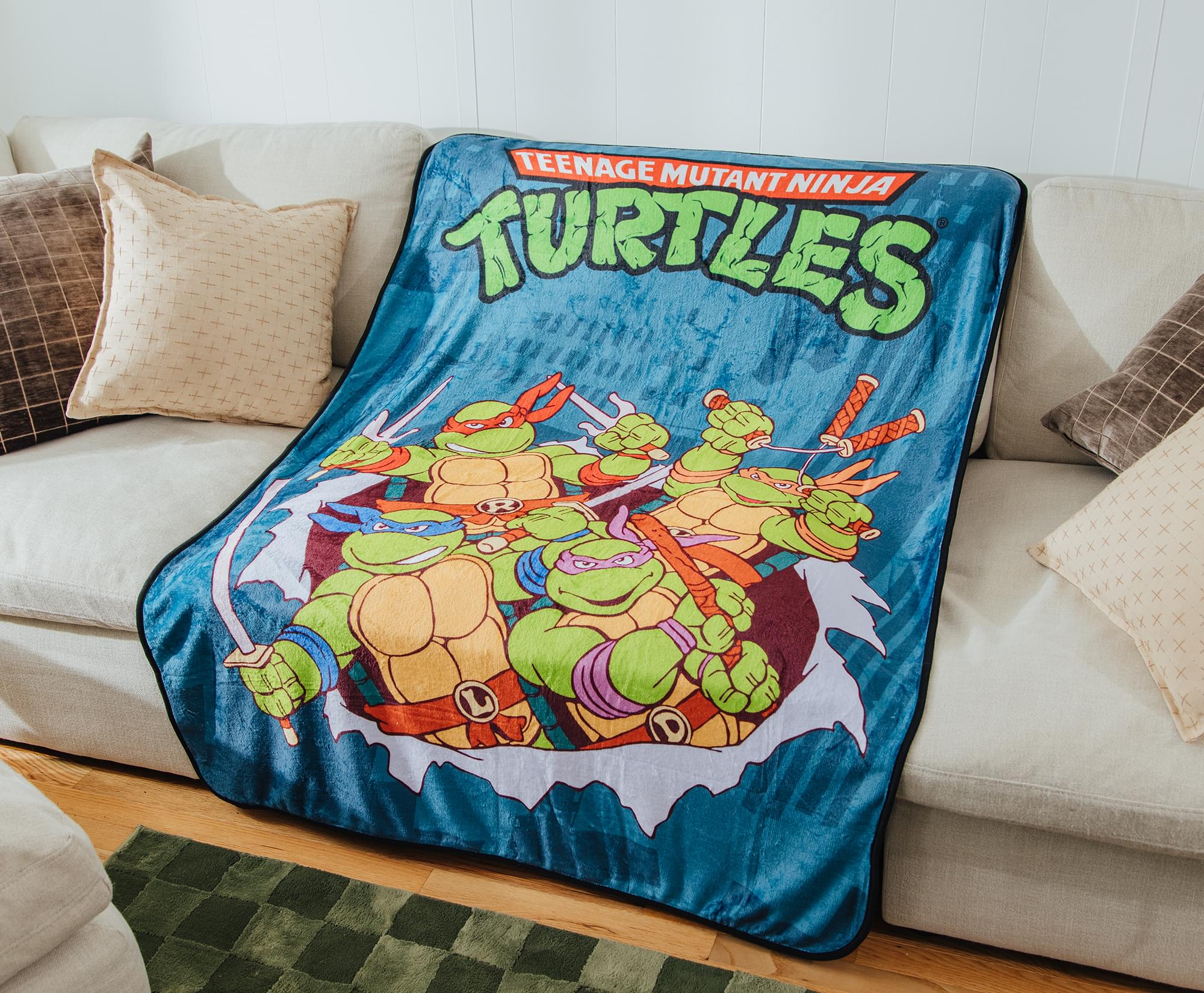 Teenage Mutant Ninja Turtles City Heroes 45 x 60 Inch Fleece Throw Blanket