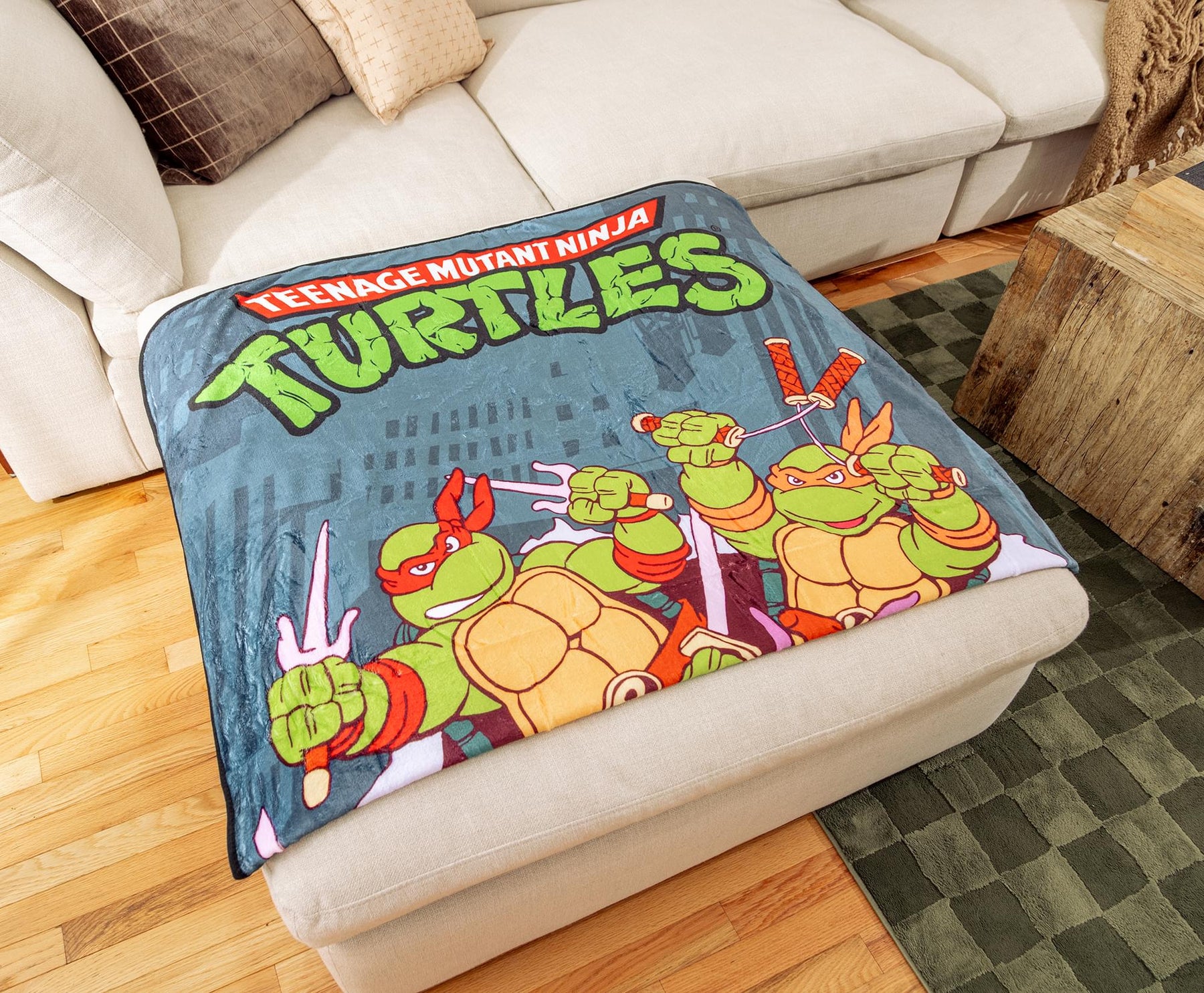 Teenage Mutant Ninja Turtles City Heroes 45 x 60 Inch Fleece Throw Blanket