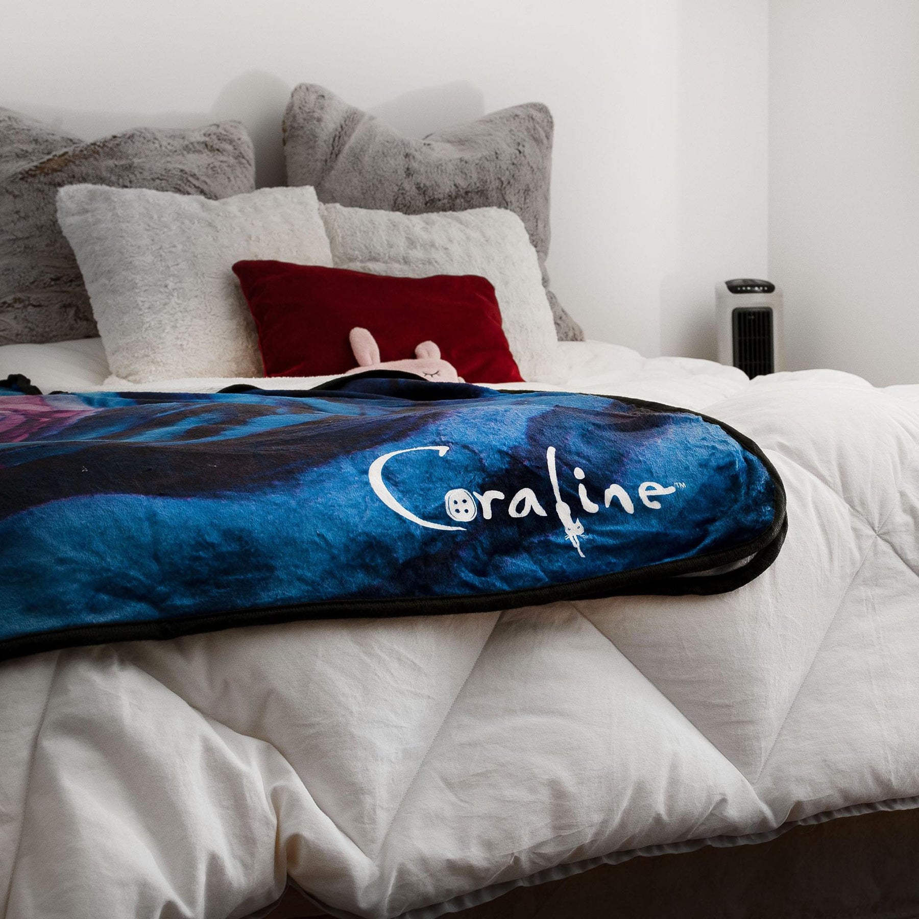 Coraline Fleece Throw Blanket | 45 x 60 Inches