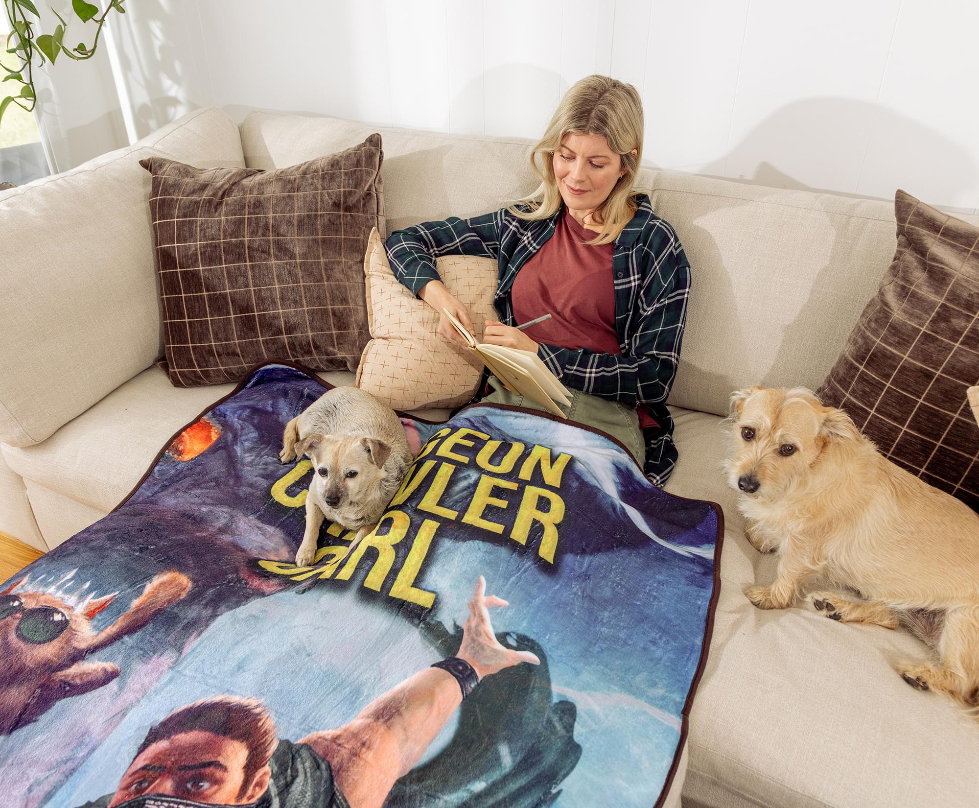 Dungeon Crawler Carl 45 x 60 Inch Fleece Throw Blanket