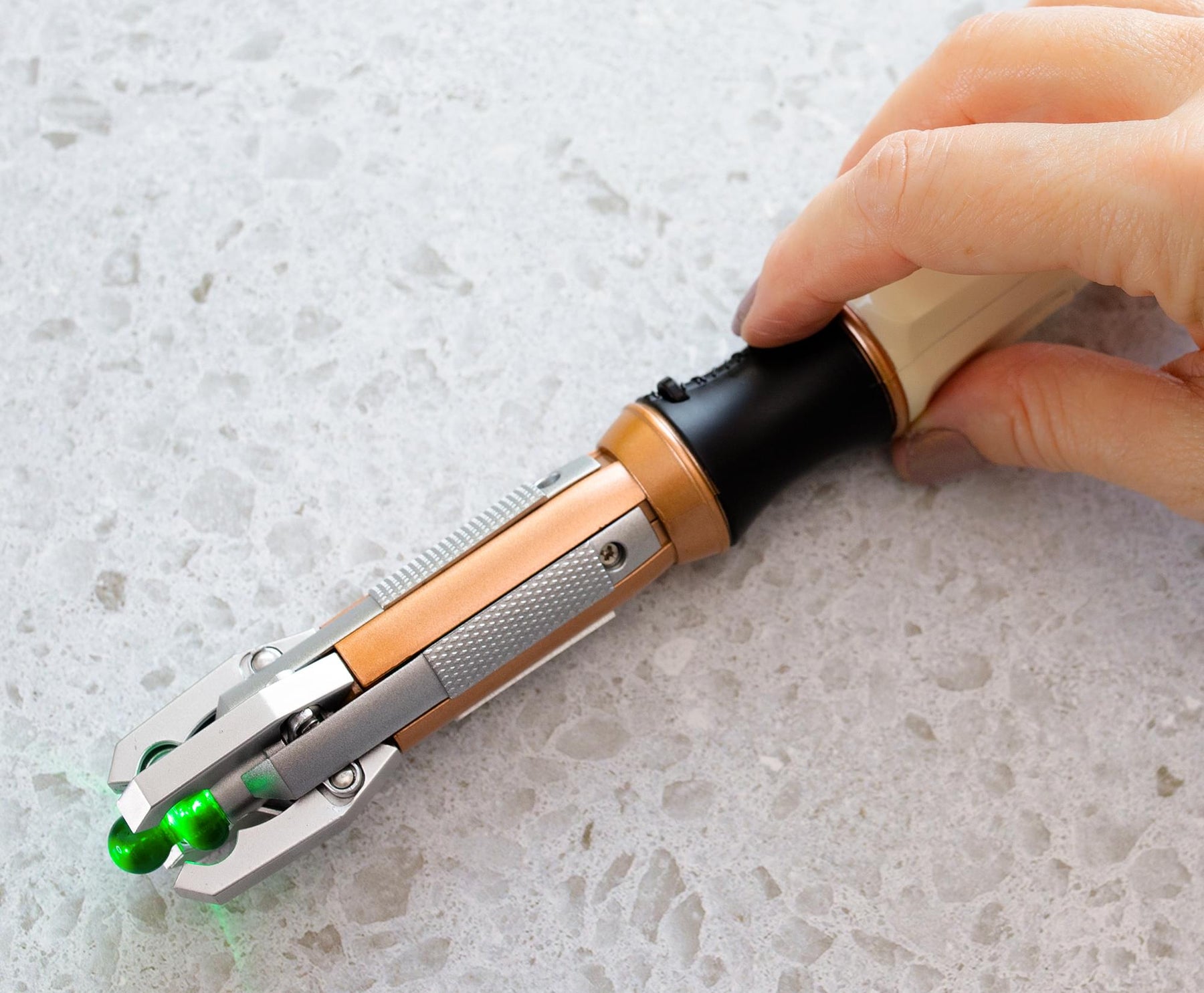 Doctor Who 12th Doctor Electronic Sonic Screwdriver Prop | Toynk Exclusive