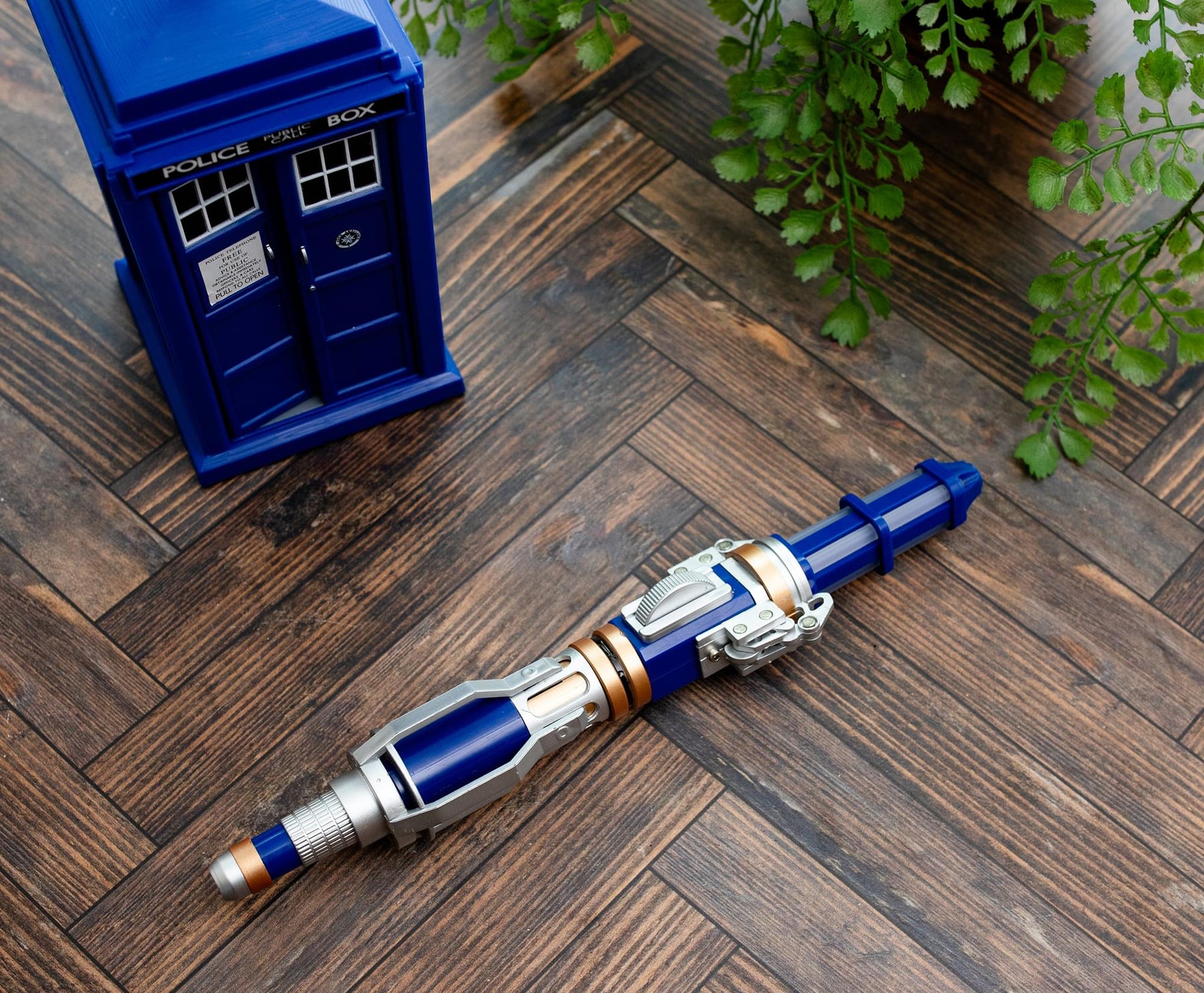 Doctor Who 12th Doctor Electronic Sonic Screwdriver Prop | Toynk Exclusive