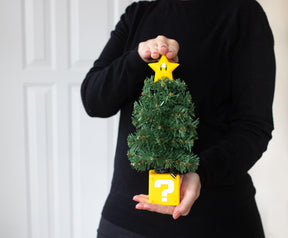 Super Mario Bros. Super Star LED USB-Powered Light-Up Desktop Holiday Tree