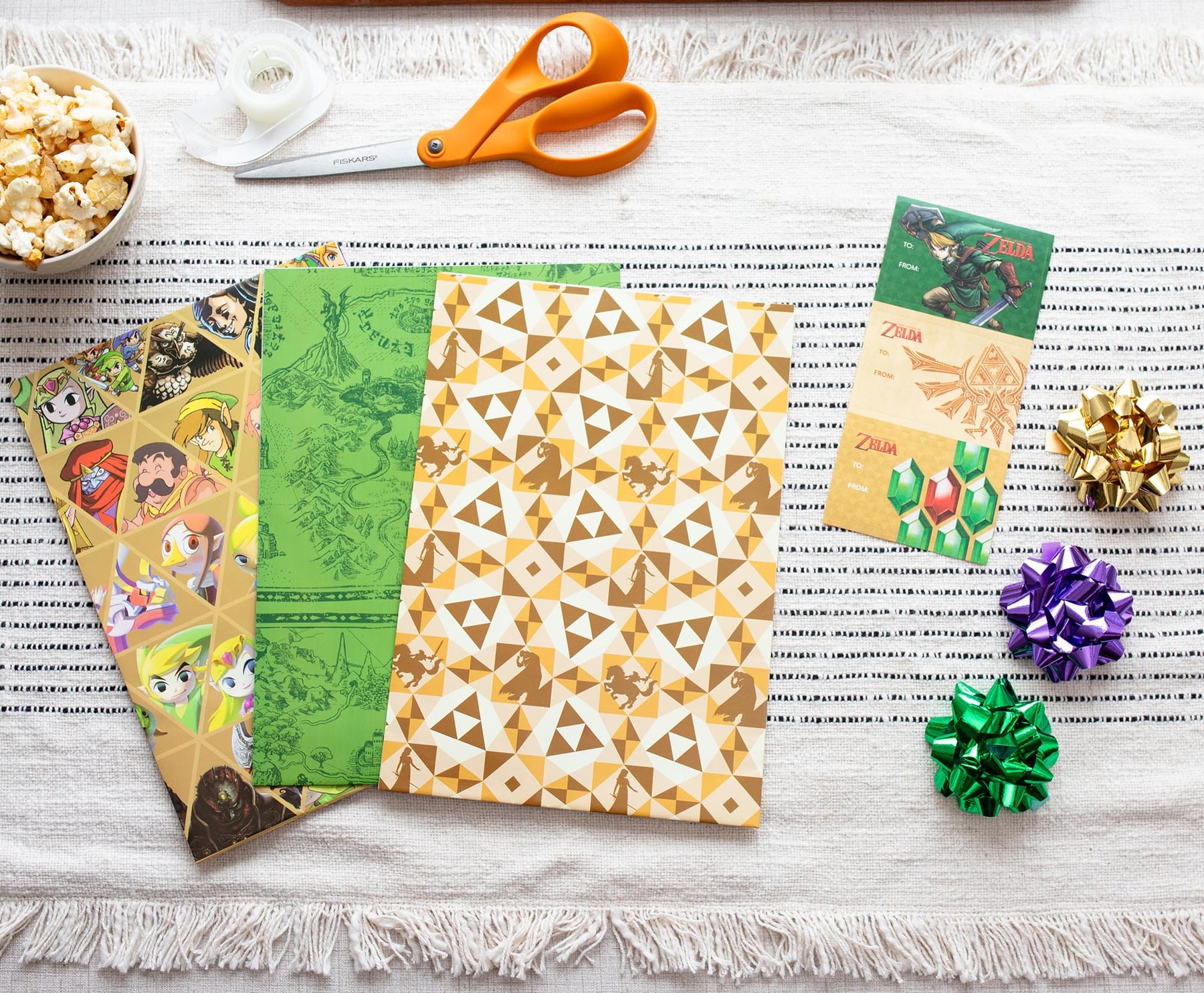 The Legend of Zelda 9-Piece Wrapping Paper Kit