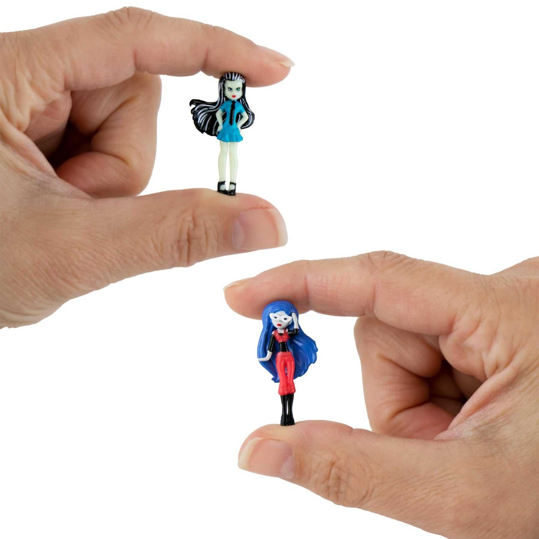 Worlds Smallest Monster High Micro Figure | One Random