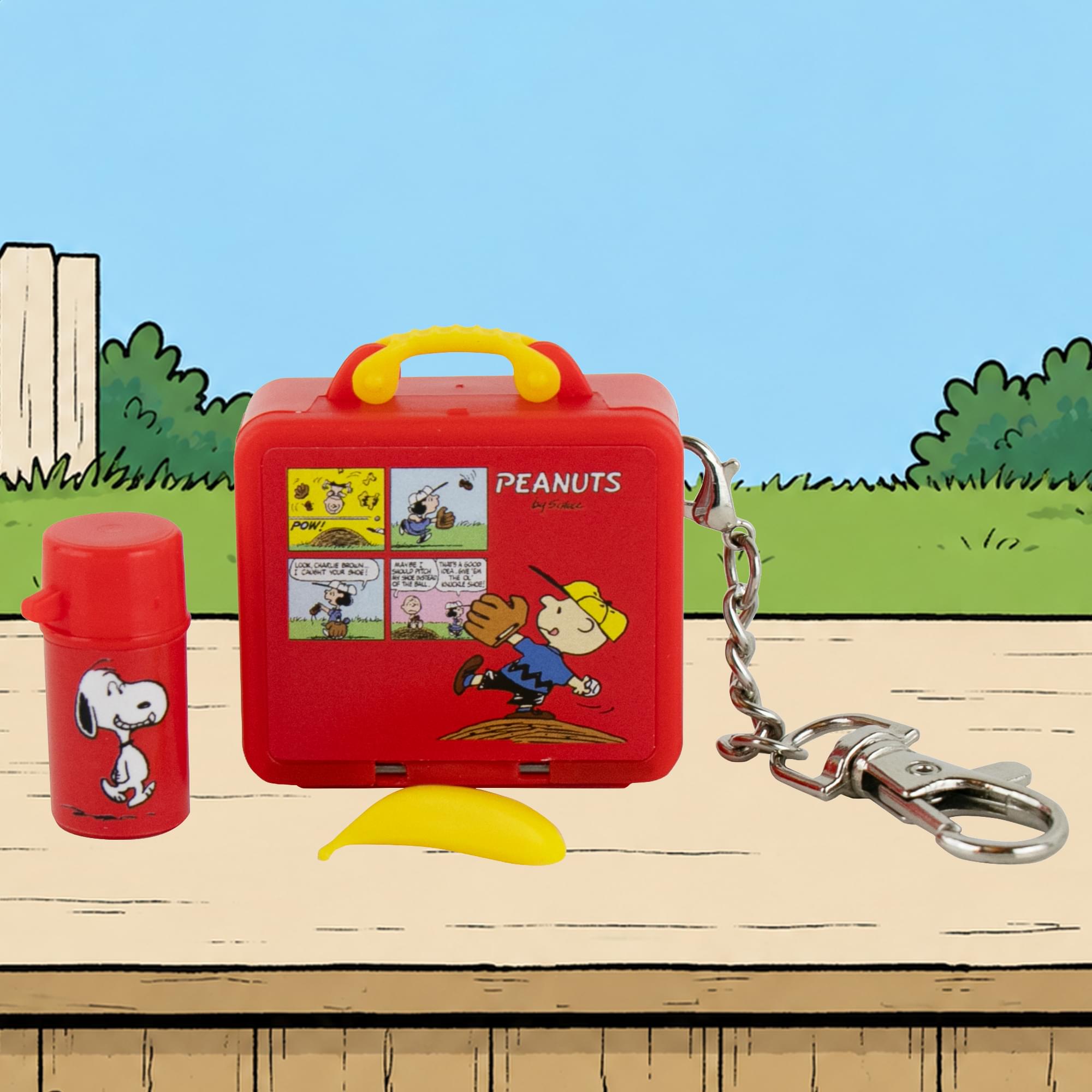 World's Smallest Peanuts Mini Lunchbox Keychain With Accessories