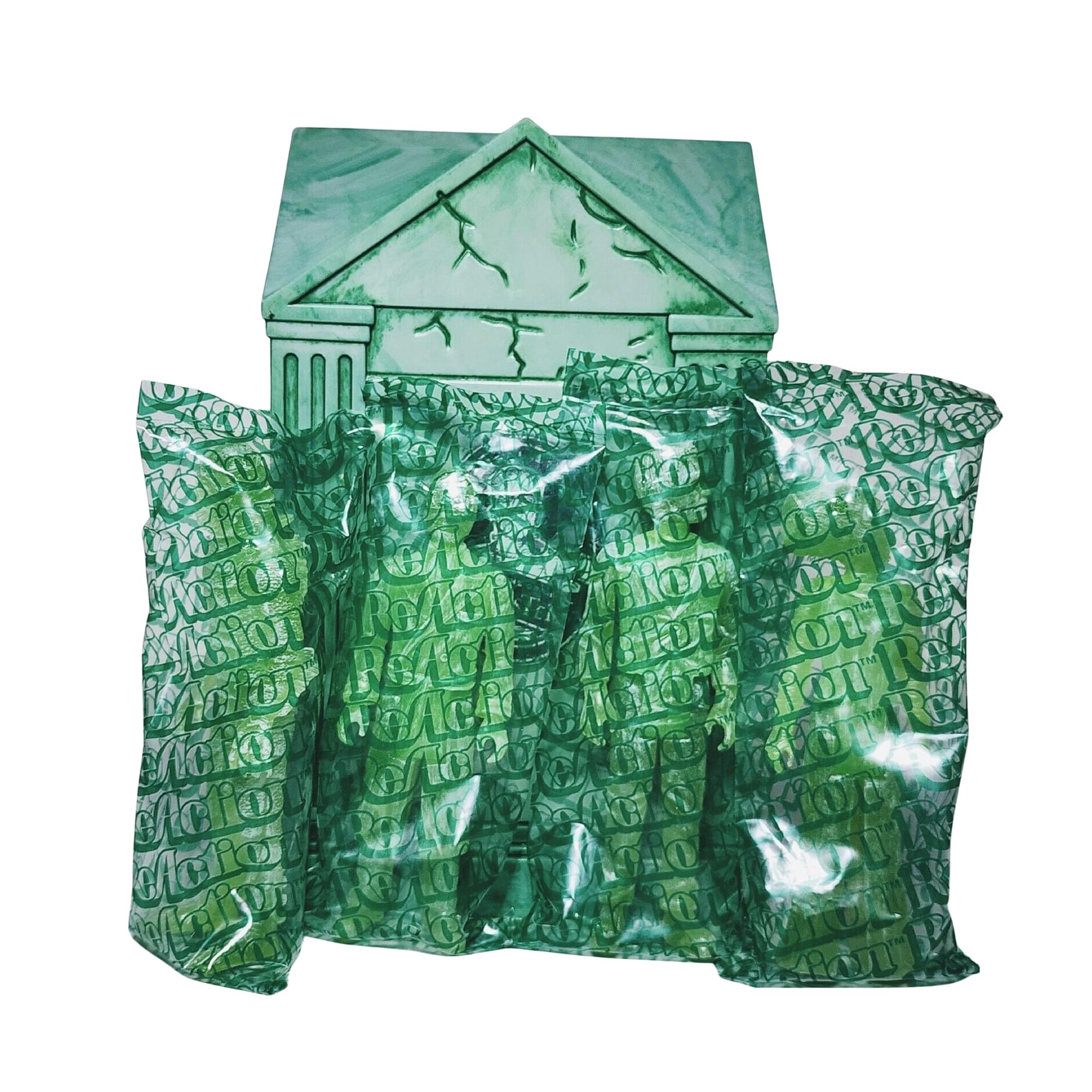 Universal Monsters Haunted Crypt (Glow In The Dark Edition) ReAction Figure Set