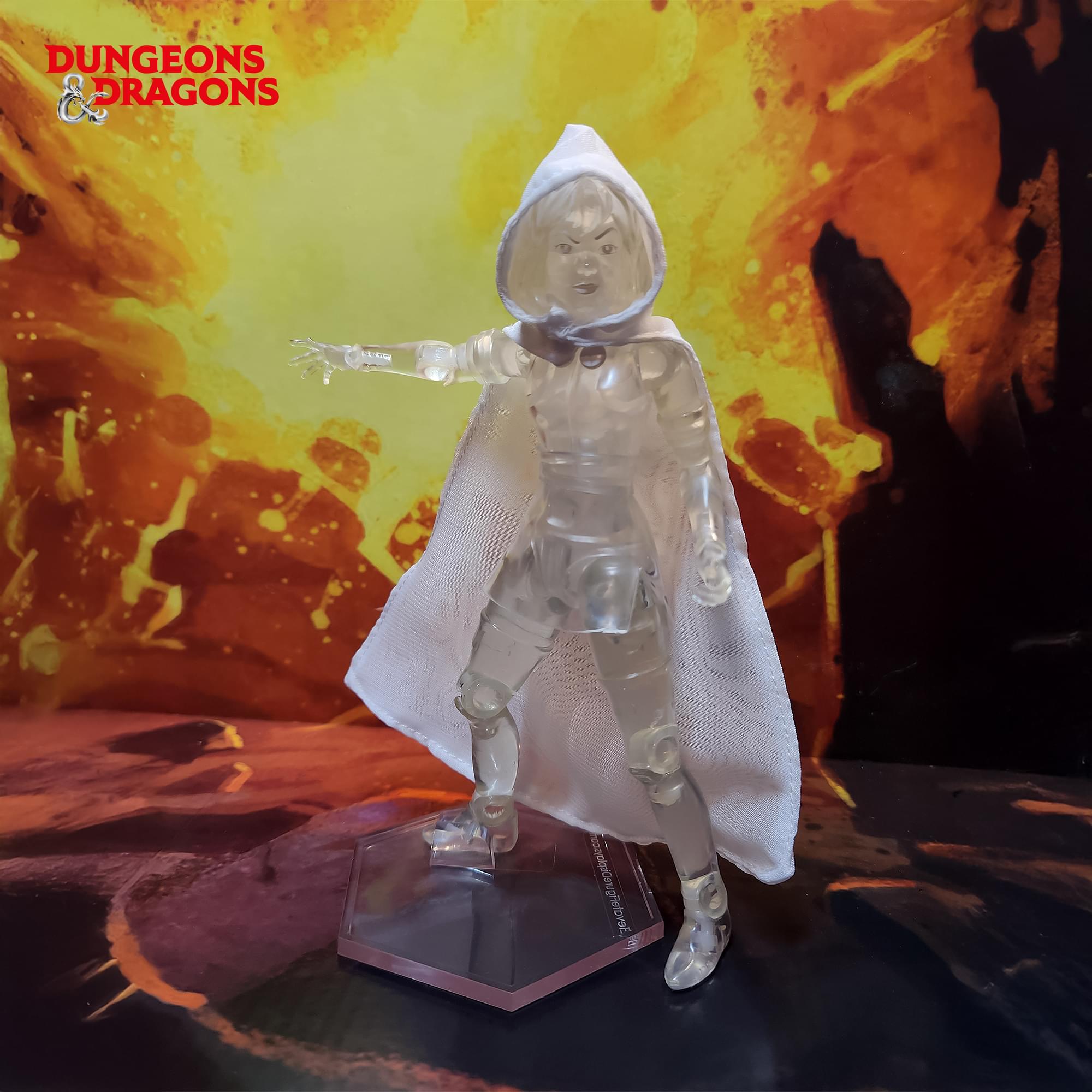 Dungeons & Dragons ULTIMATES! 7-Inch Action Figure | Sheila Thief (Invisible)