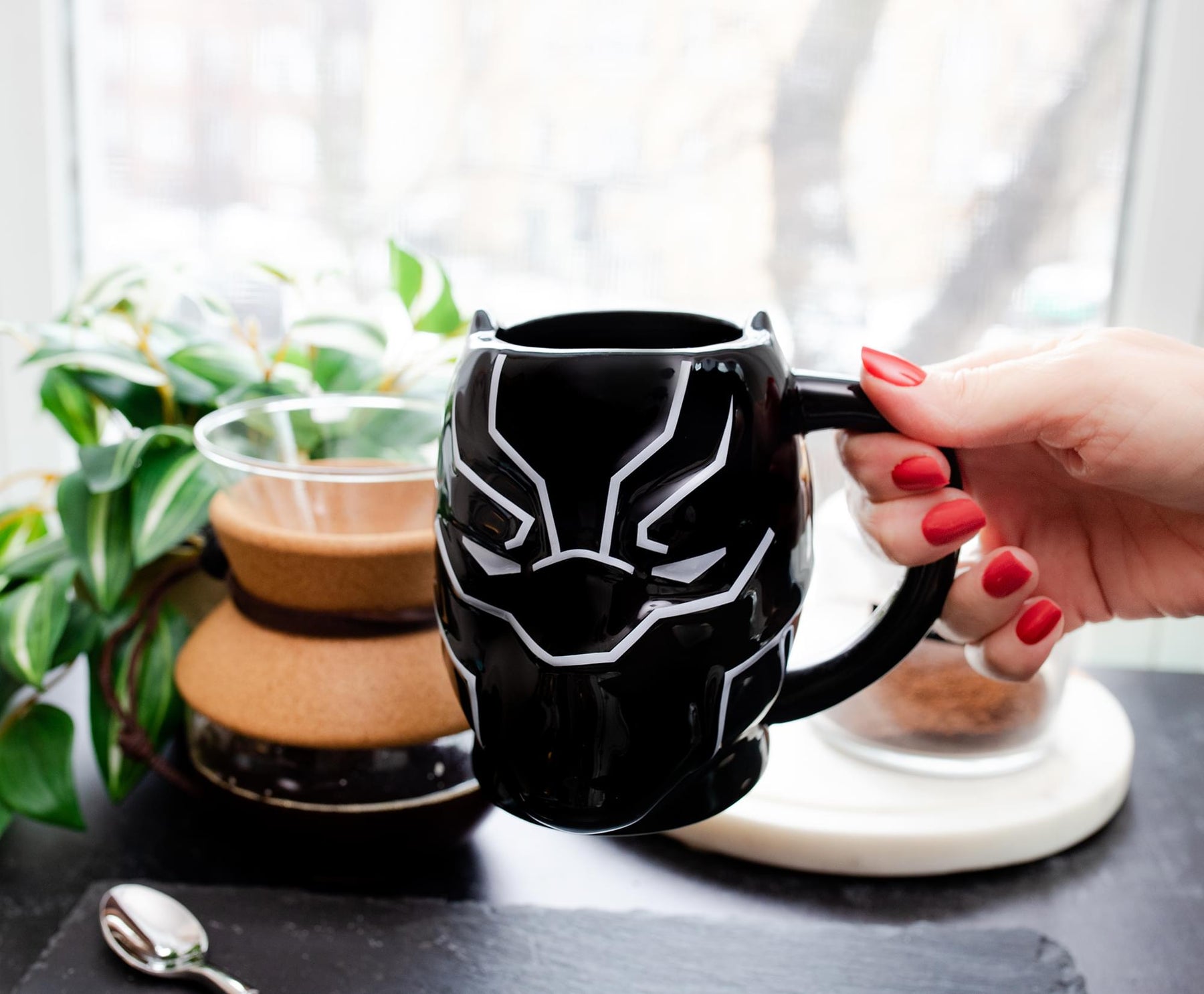 Marvel Black Panther Mask 3D Sculpted Ceramic Mug | Holds 20 Ounces