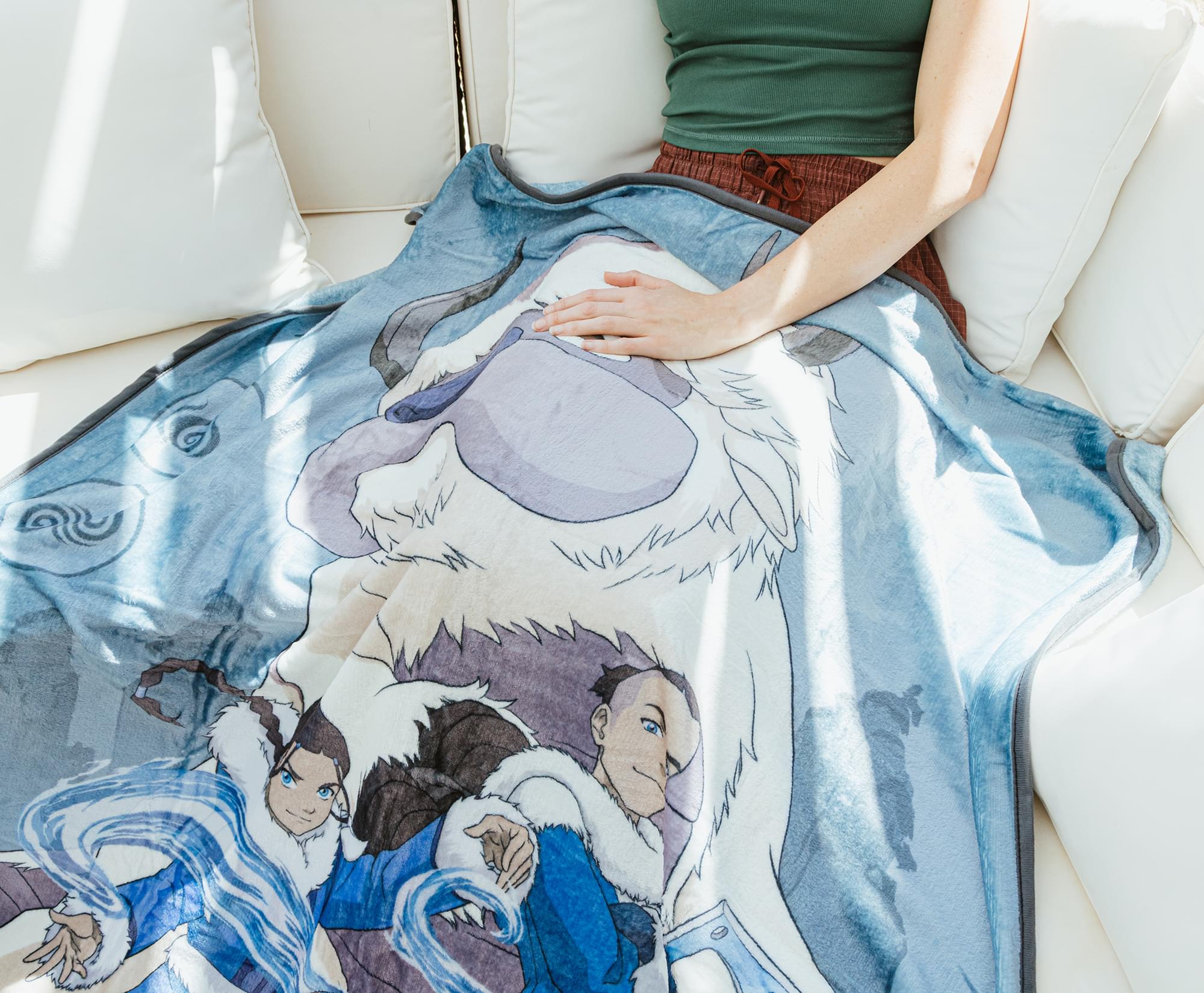 Avatar: The Last Airbender Group Fleece Throw Blanket | 45 x 60 Inches