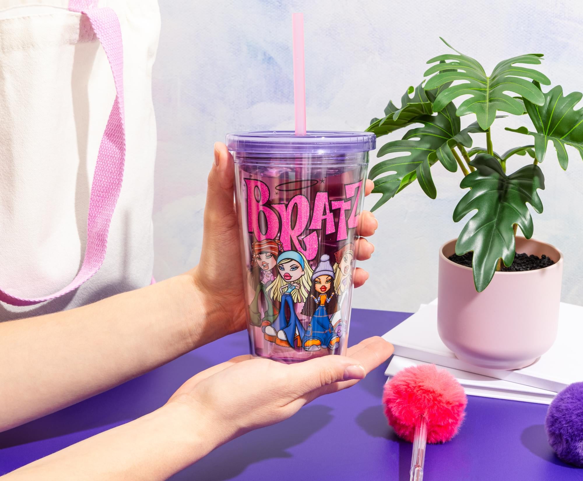 Bratz Glitter 16-Ounce Plastic Carnival Cup With Lid and Straw