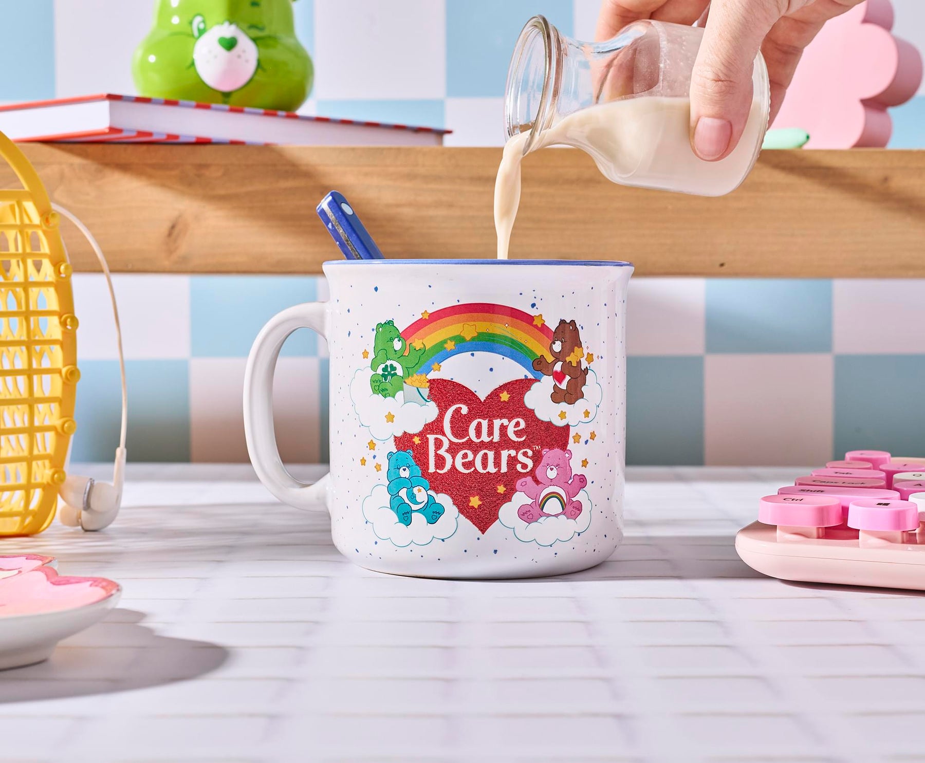 Care Bears Heart Glitter 20-Ounce Ceramic Camper Mug