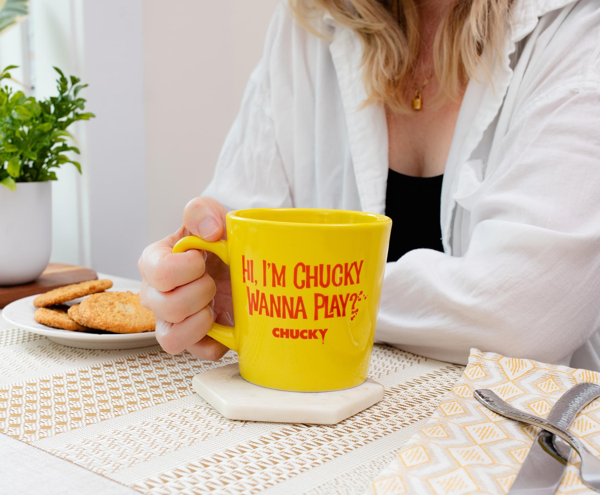 Child's Play Chucky "Wanna Play?" Ceramic Latte Mug | Holds 17 Ounces