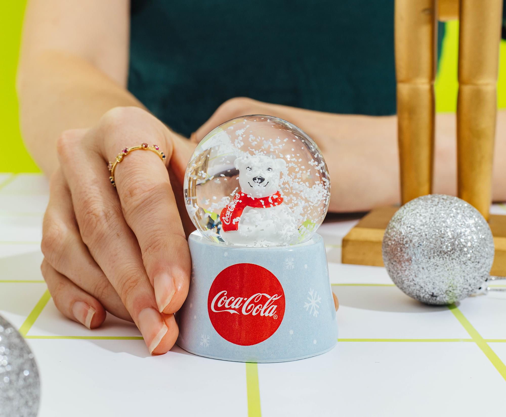 Coca-Cola Holiday Polar Bear 3-Inch Mini Light-Up Snow Globe